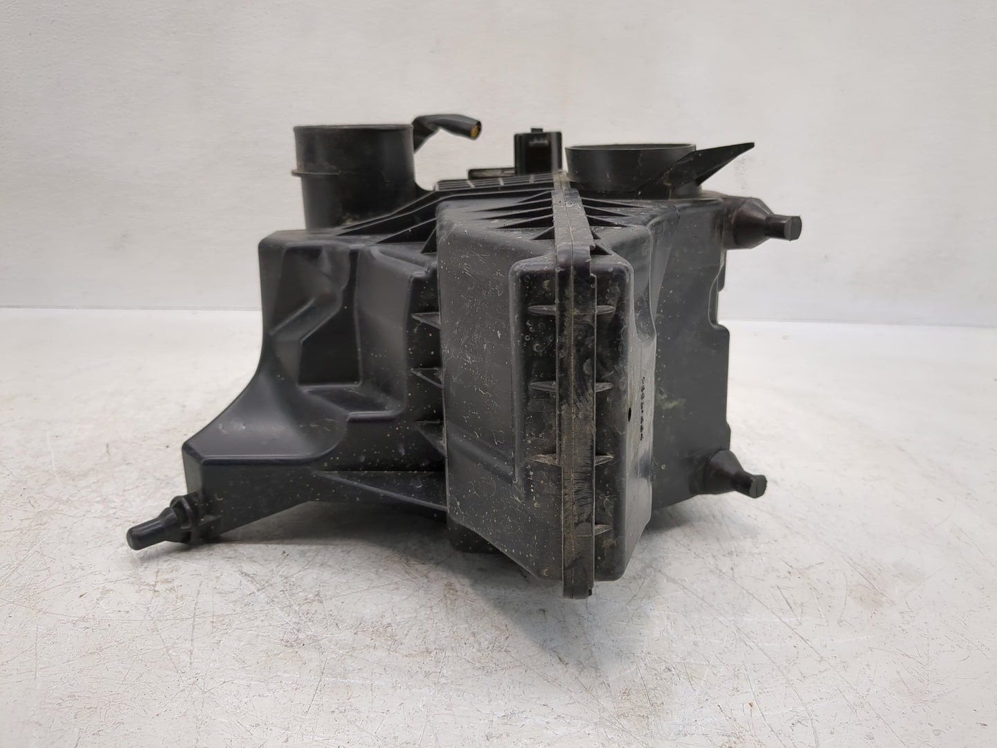 2010-2014 Nissan Cube Air Cleaner Intake-duct Hose Tube - Oemusedautoparts1.com