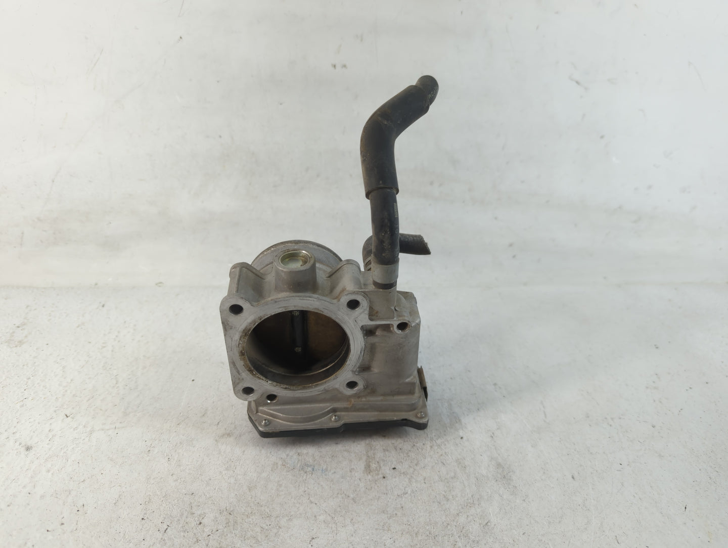 2009-2014 Nissan Cube Throttle Body P/N:ET-A60-02 C Fits OEM Used Auto Parts - Oemusedautoparts1.com