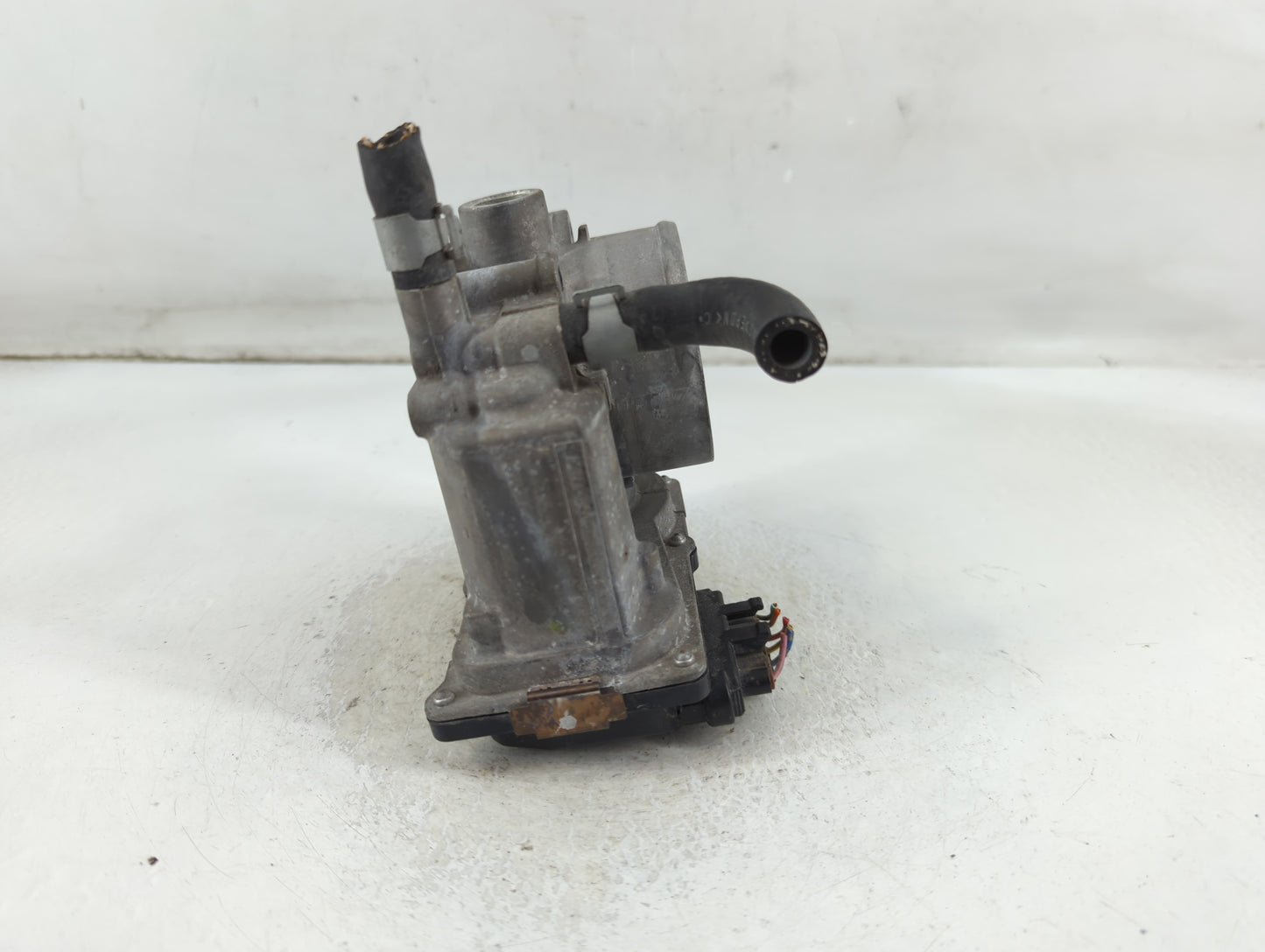 2009-2014 Nissan Cube Throttle Body P/N:0K06 00706 ET-A60-02 Fits OEM Used Auto Parts - Oemusedautoparts1.com