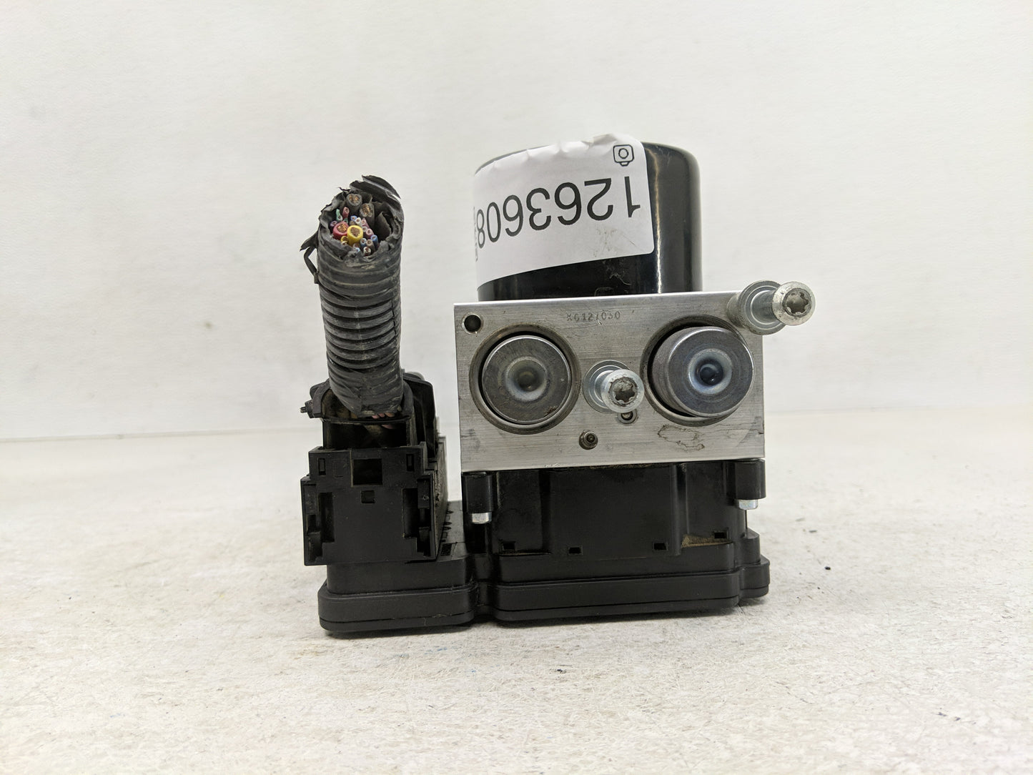 2010-2011 Nissan Frontier ABS Pump Control Module Replacement P/N:47660 9BD0C Fits Fits 2010 2011 OEM Used Auto Parts - Oemu