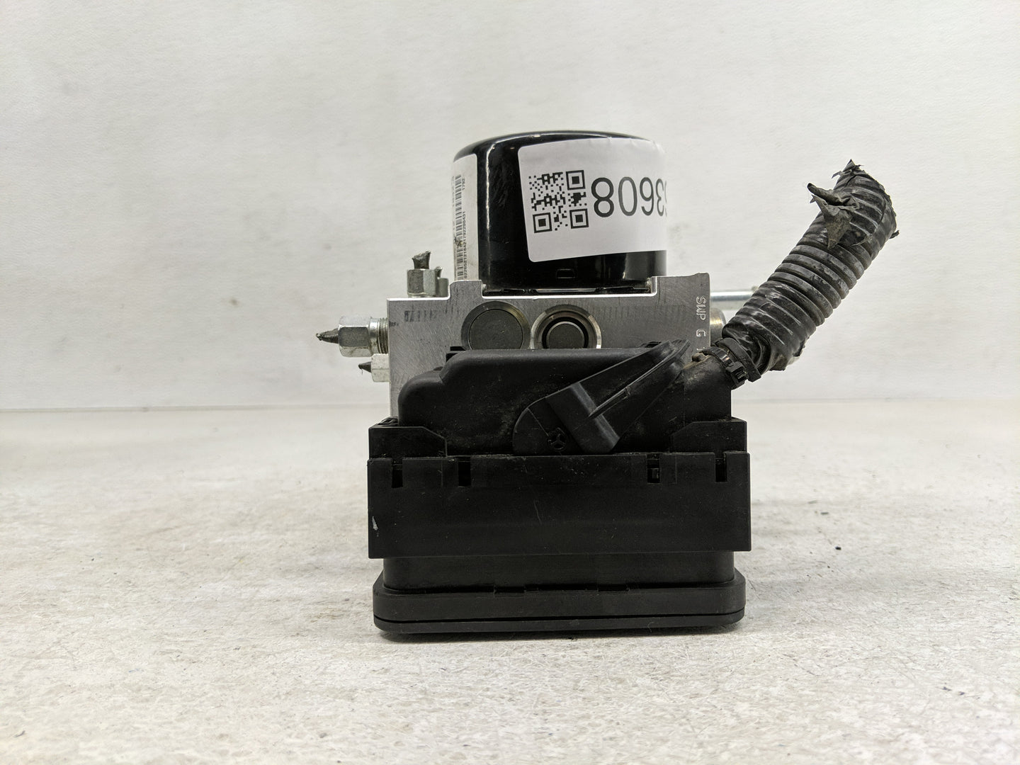 2010-2011 Nissan Frontier ABS Pump Control Module Replacement P/N:47660 9BD0C Fits Fits 2010 2011 OEM Used Auto Parts - Oemu