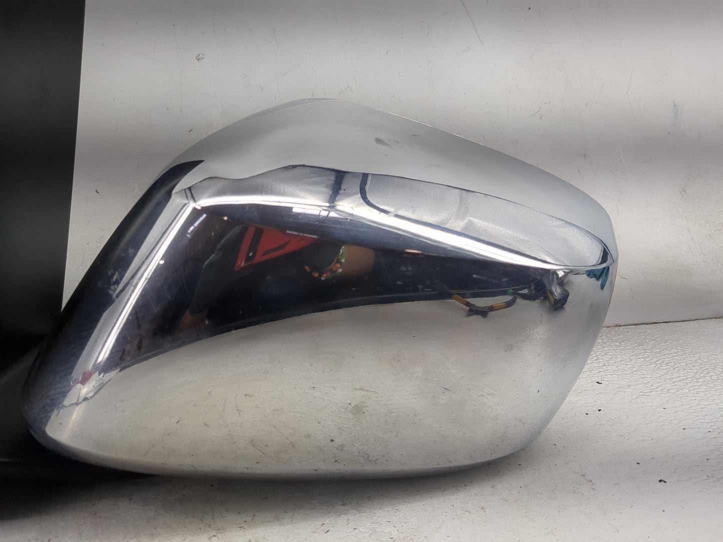 2010-2019 Nissan Frontier Driver Side View Mirror - Left Door Mirror OEM Used - Oemusedautoparts1.com