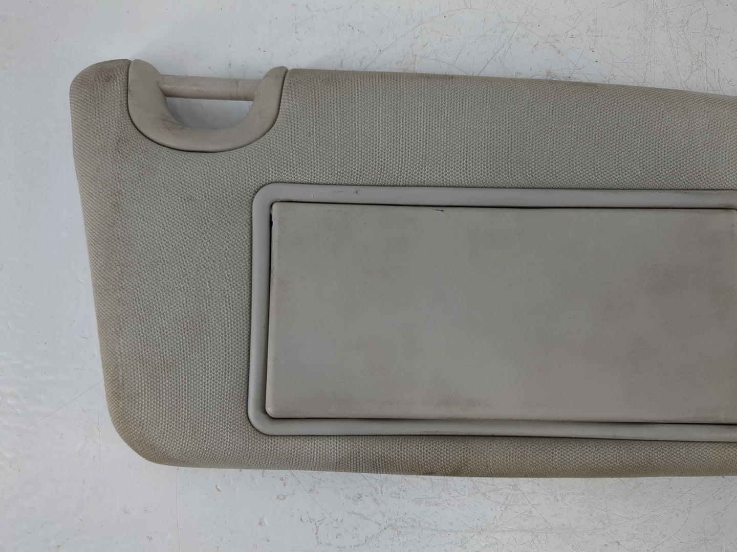 2011-2013 Nissan Juke Sun Visor Shade Replacement Passenger Right Mirror Fits Fits 2011 2012 2013 OEM Used Auto Parts - Oemu