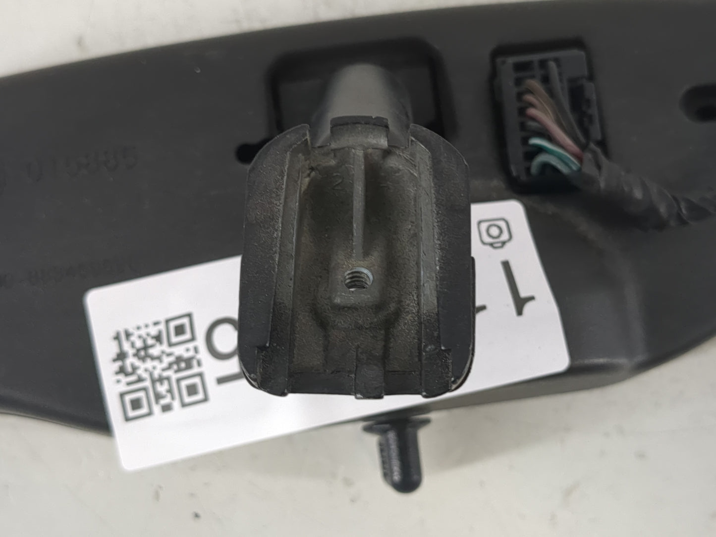 2011-2017 Nissan Juke Interior Rear View Mirror Replacement OEM P/N:E11015885 Fits OEM Used Auto Parts - Oemusedautoparts1.c