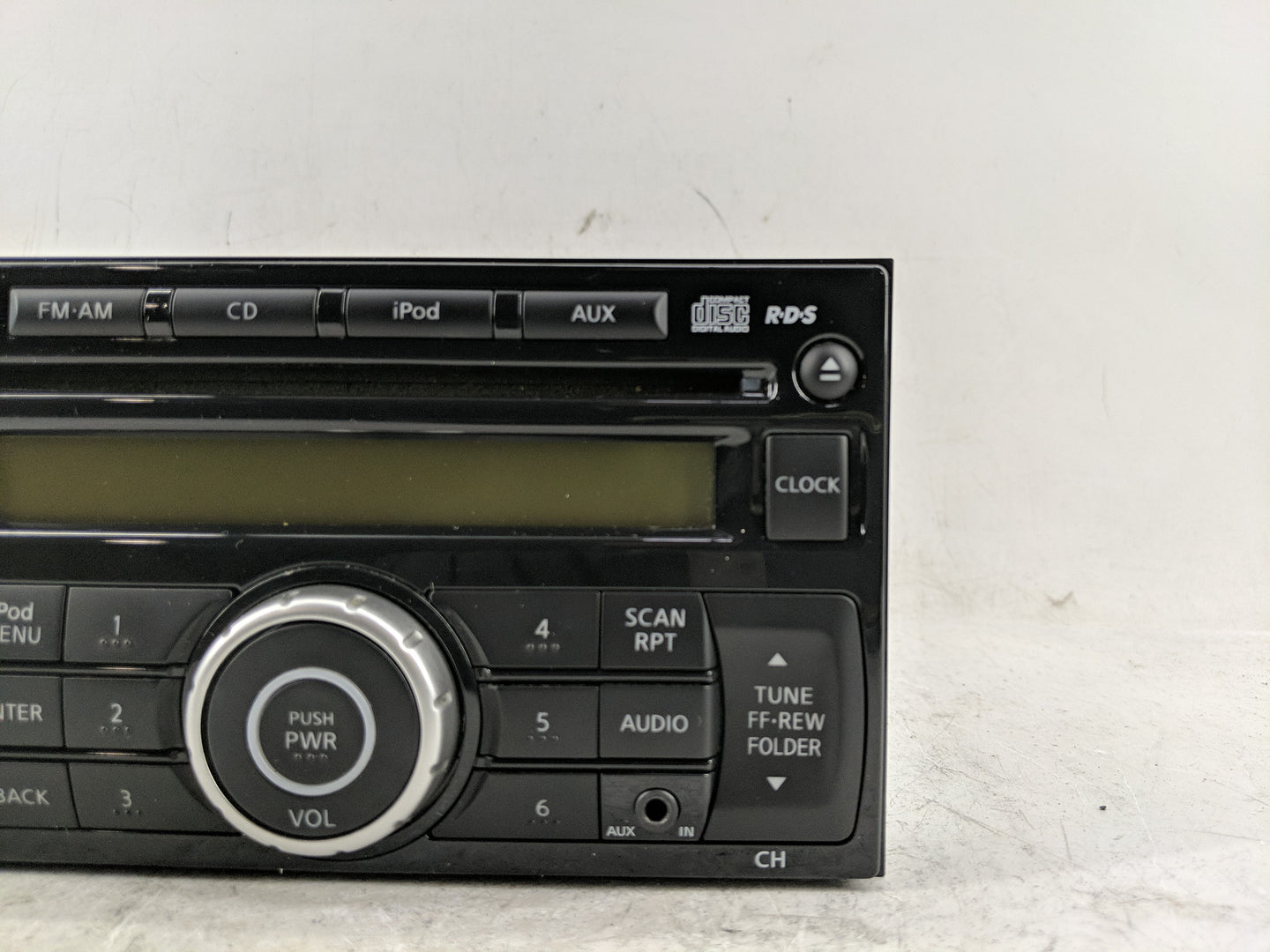 2011-2014 Nissan Juke Radio AM FM Cd Player Receiver Replacement P/N:28185 1KM2A Fits Fits 2011 2012 2013 2014 OEM Used Auto
