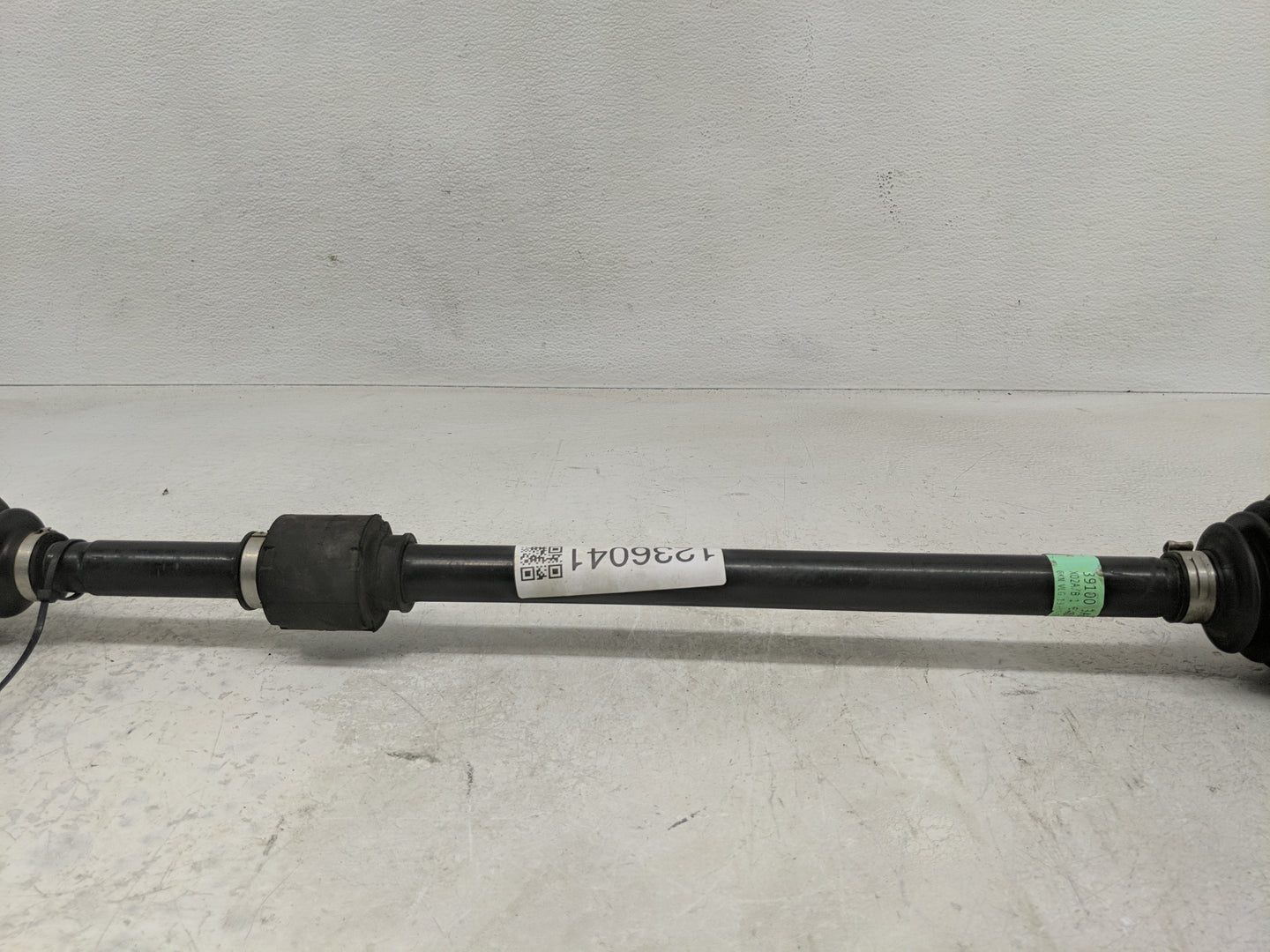 2011 Nissan Juke Axle Shaft Front Driver Cv C/v - Oemusedautoparts1.com