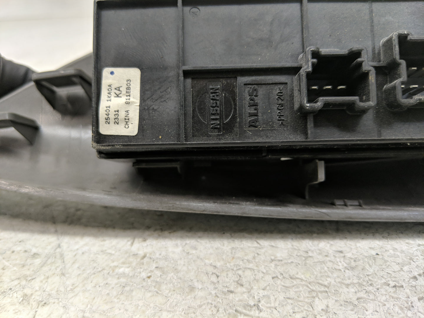 2011-2017 Nissan Juke Master Power Window Switch Replacement Driver Side Left P/N:25401 1KA0A Fits OEM Used Auto Parts - Oem