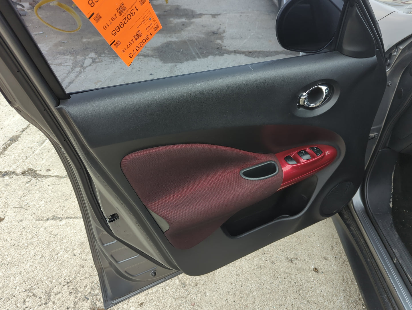 2011 Nissan Juke Front Left Driver Interior Door Panel Trim - Oemusedautoparts1.com