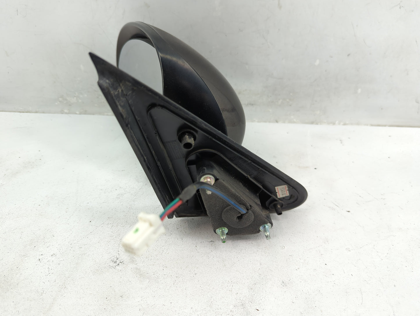 2011 Nissan Juke Driver Side View Mirror - Left Door Mirror OEM Used - Oemusedautoparts1.com