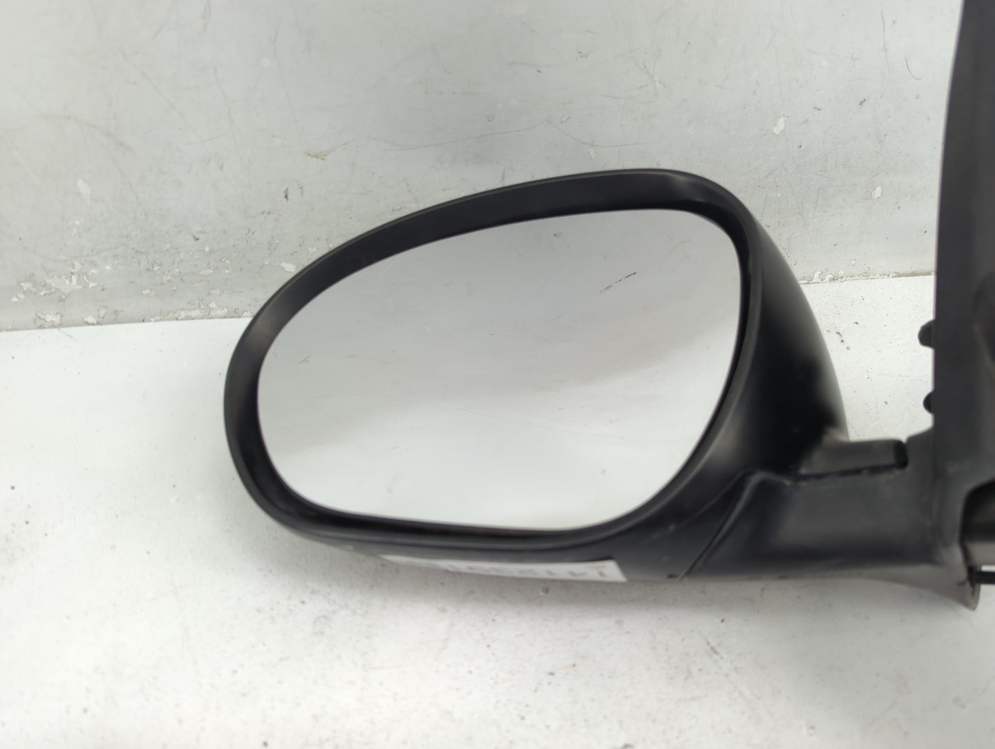 2011 Nissan Juke Driver Side View Mirror - Left Door Mirror OEM Used - Oemusedautoparts1.com