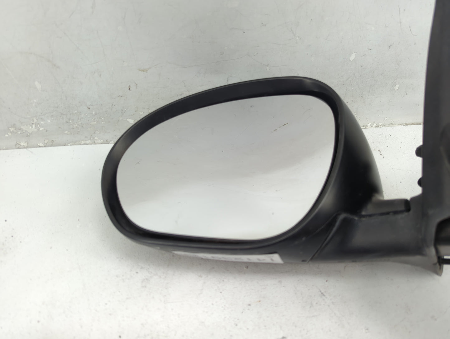 2011 Nissan Juke Driver Side View Mirror - Left Door Mirror OEM Used - Oemusedautoparts1.com