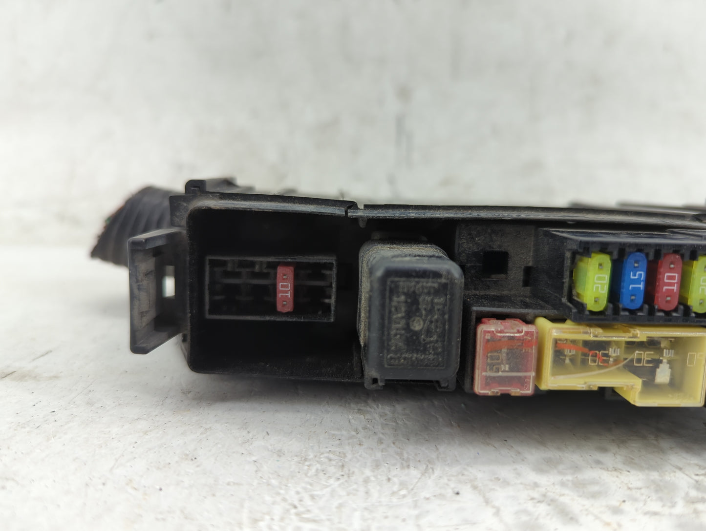 2011-2017 Nissan Juke Fusebox Fuse Box Panel Relay Module P/N:7154-7223-30 Fits Fits 2011 2012 2013 2014 2015 2016 2017 OEM 