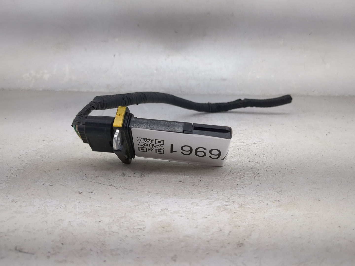 2011 Nissan Juke PCM Engine Control Computer ECU ECM PCU OEM P/N:AFH70M-86 Fits OEM Used Auto Parts - Oemusedautoparts1.com