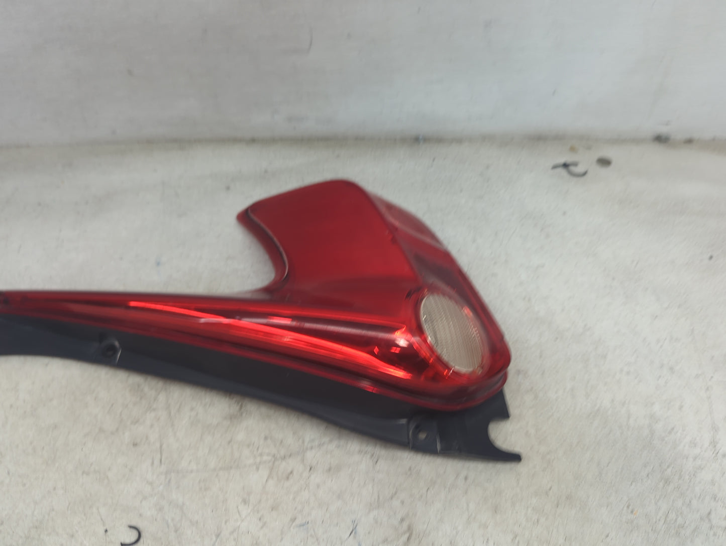 2011-2014 Nissan Juke Tail Light Assembly Driver Left OEM Fits Fits 2011 2012 2013 2014 OEM Used Auto Parts - Oemusedautopar