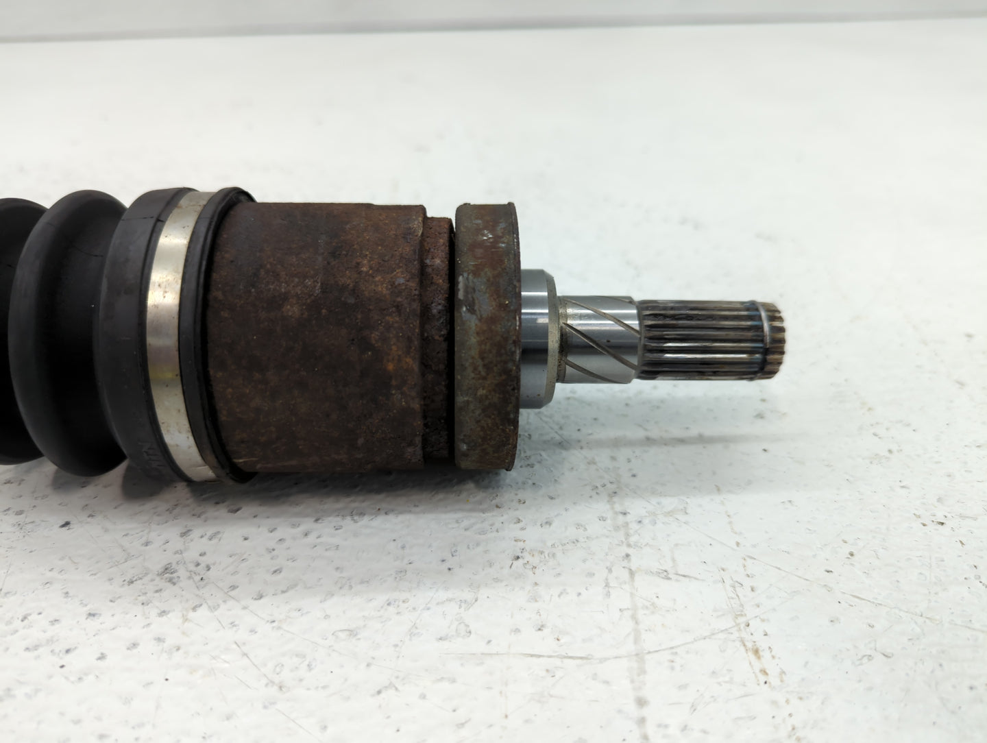 2011-2017 Nissan Juke Axle Shaft Front Driver Cv C/v - Oemusedautoparts1.com