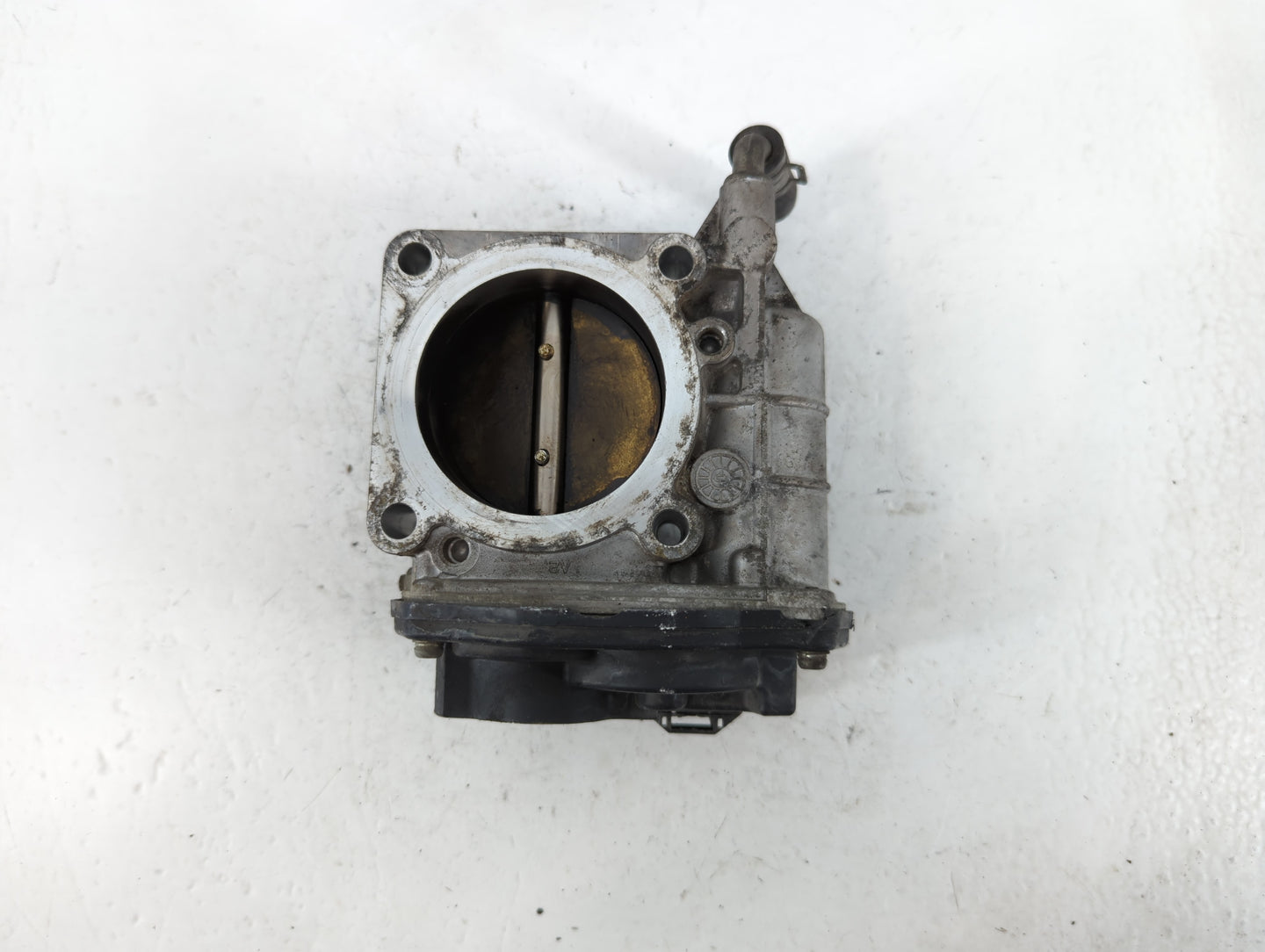 2011-2017 Nissan Juke Throttle Body P/N:526-01 Fits Fits 2011 2012 2013 2014 2015 2016 2017 OEM Used Auto Parts - Oemusedaut