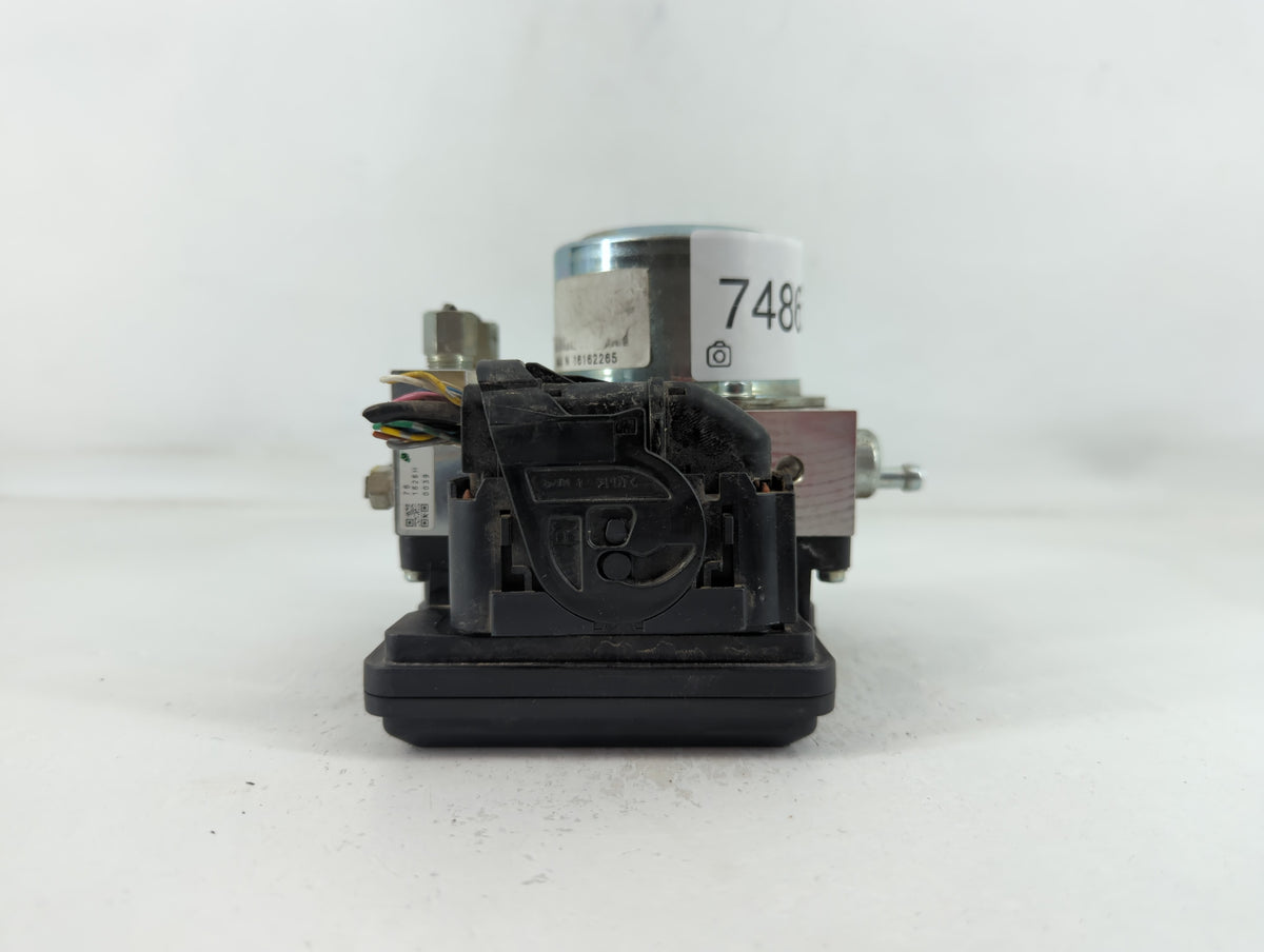 2011 Nissan Juke Anti-Lock Brake ABS Pump Module Actuator OEM P/N:56607461 A98000B76, F16220358 Fits OEM Used Auto Parts - O