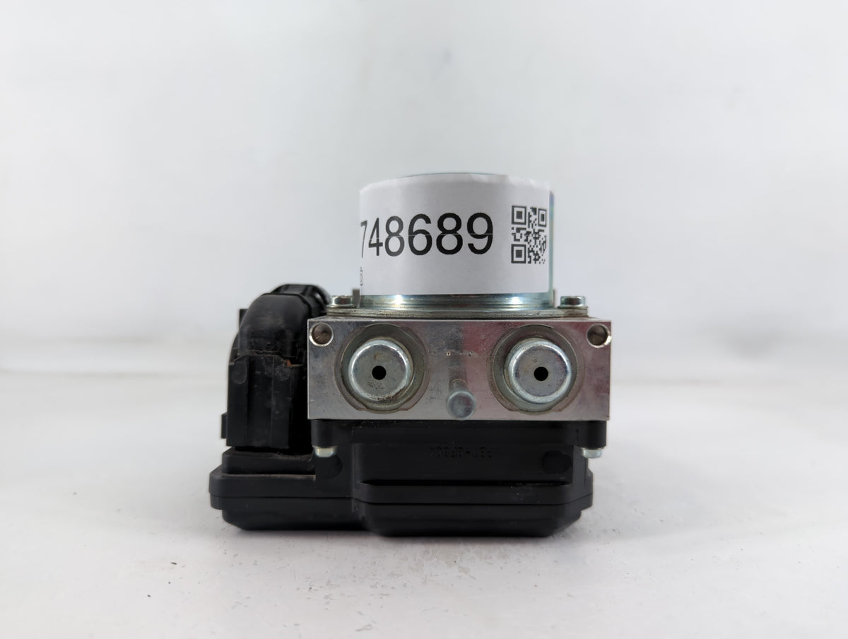 2011 Nissan Juke Anti-Lock Brake ABS Pump Module Actuator OEM P/N:56607461 A98000B76, F16220358 Fits OEM Used Auto Parts - O