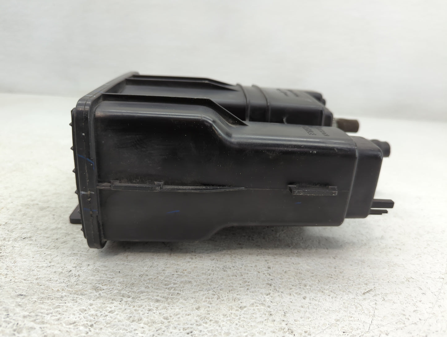 2011 Nissan Juke Axle Shaft Front Driver Cv C/v - Oemusedautoparts1.com