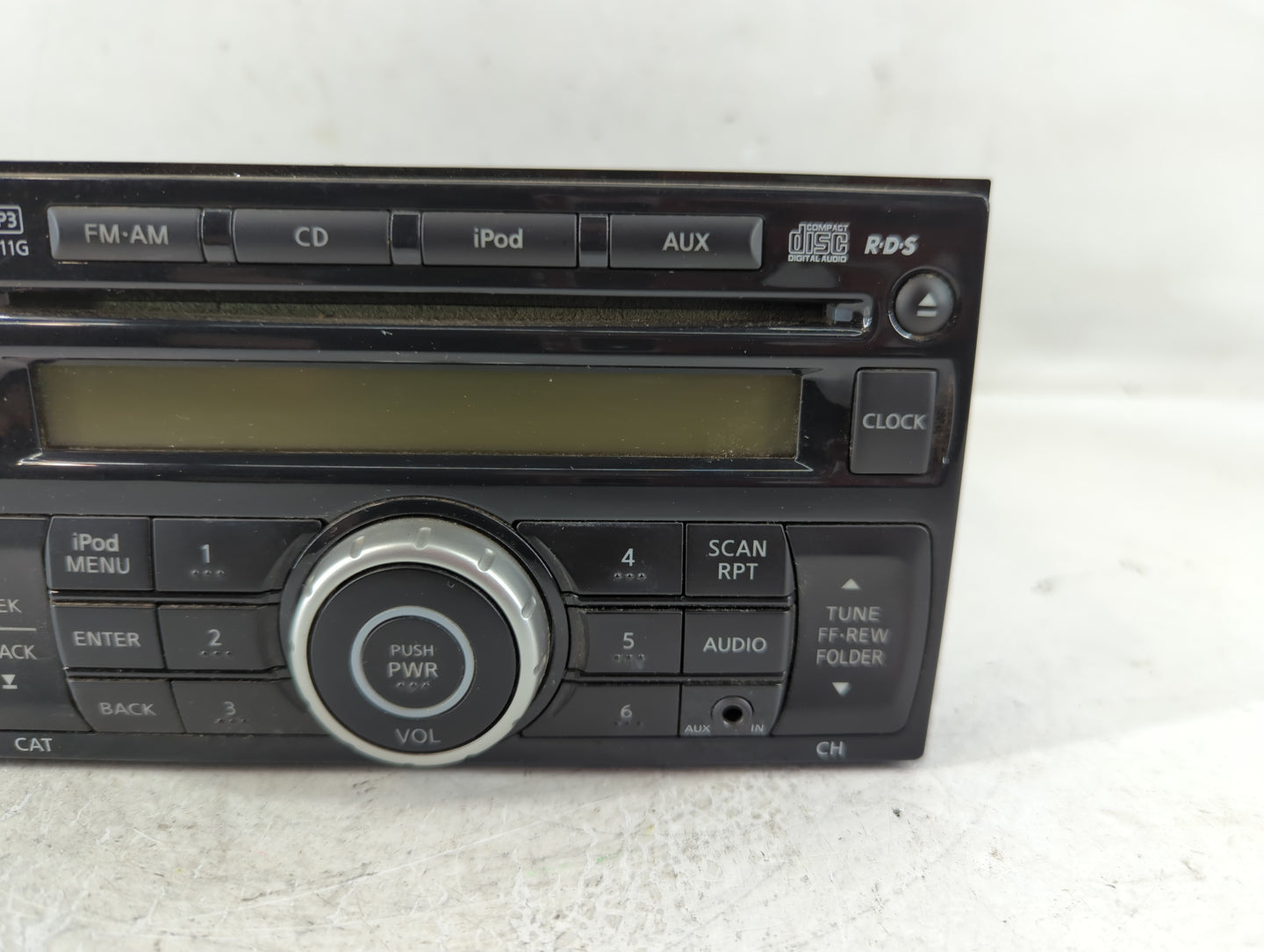 2011-2014 Nissan Juke Radio AM FM Cd Player Receiver Replacement P/N:28185 1KM2A Fits Fits 2011 2012 2013 2014 OEM Used Auto