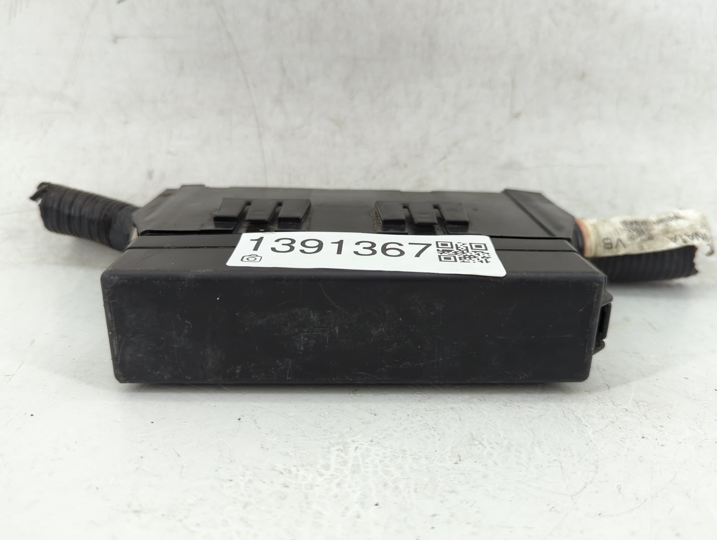 2011-2012 Nissan Leaf Fusebox Fuse Box Panel Relay Module P/N:7154-7223-38 Fits Fits 2011 2012 OEM Used Auto Parts - Oemused