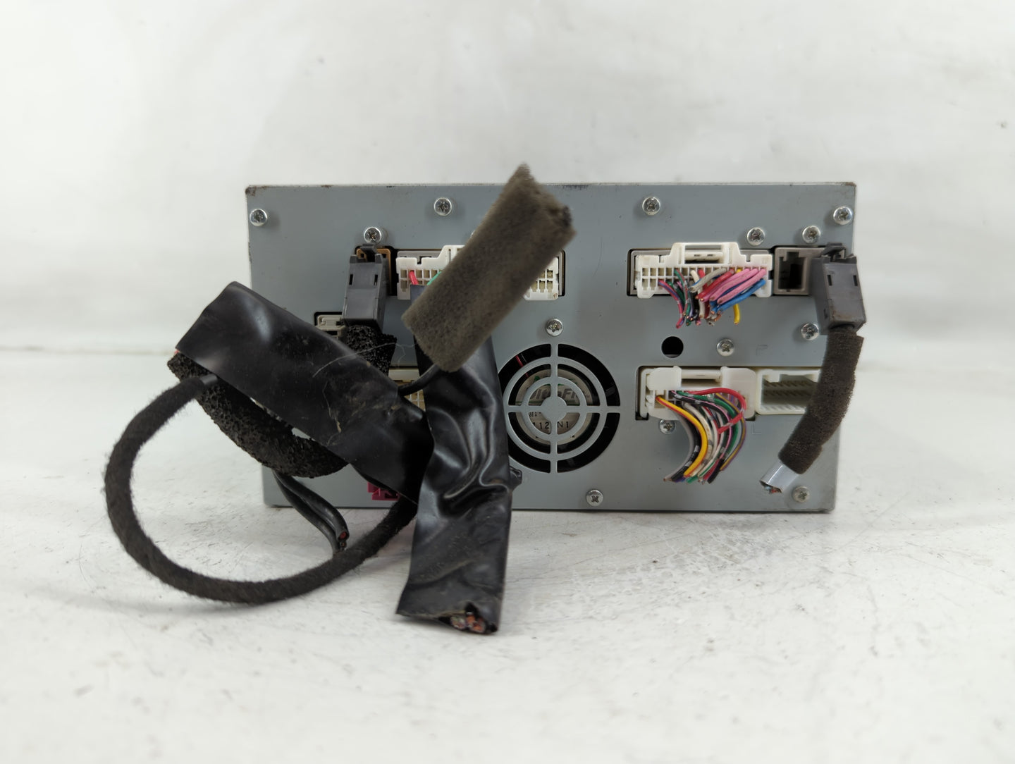 2011 Nissan Maxima Radio AM FM Cd Player Receiver Replacement P/N:25915 ZX74A Fits Fits 2010 2012 OEM Used Auto Parts - Oemu
