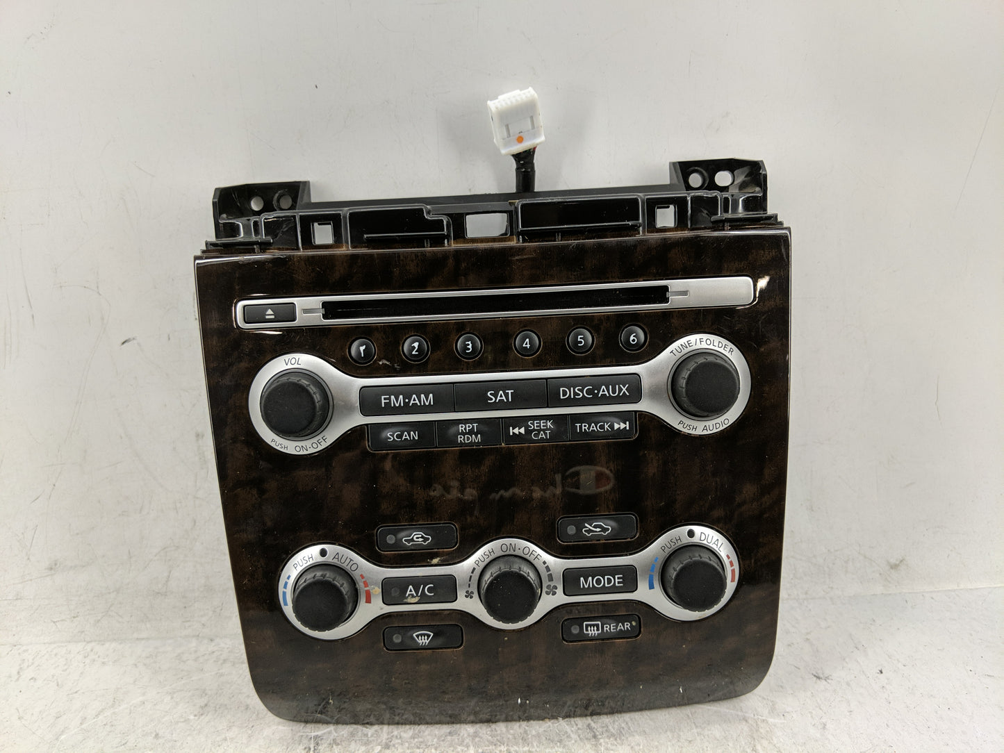 2011-2011 Nissan Maxima Radio Control Panel - Oemusedautoparts1.com