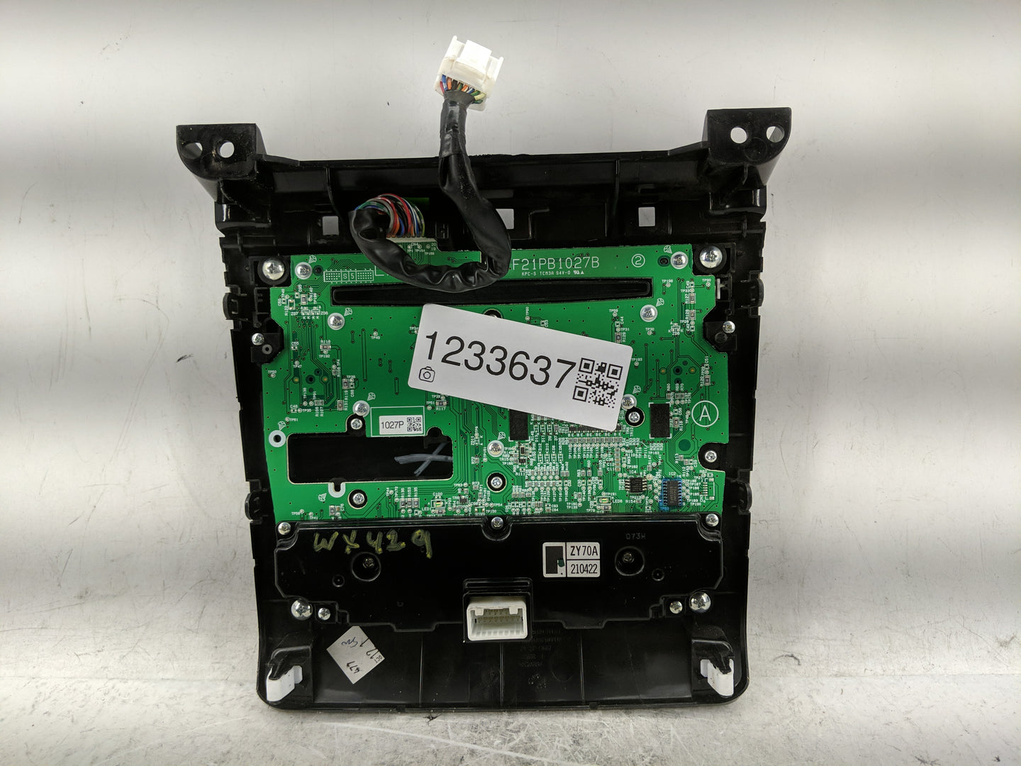 2011-2011 Nissan Maxima Radio Control Panel - Oemusedautoparts1.com