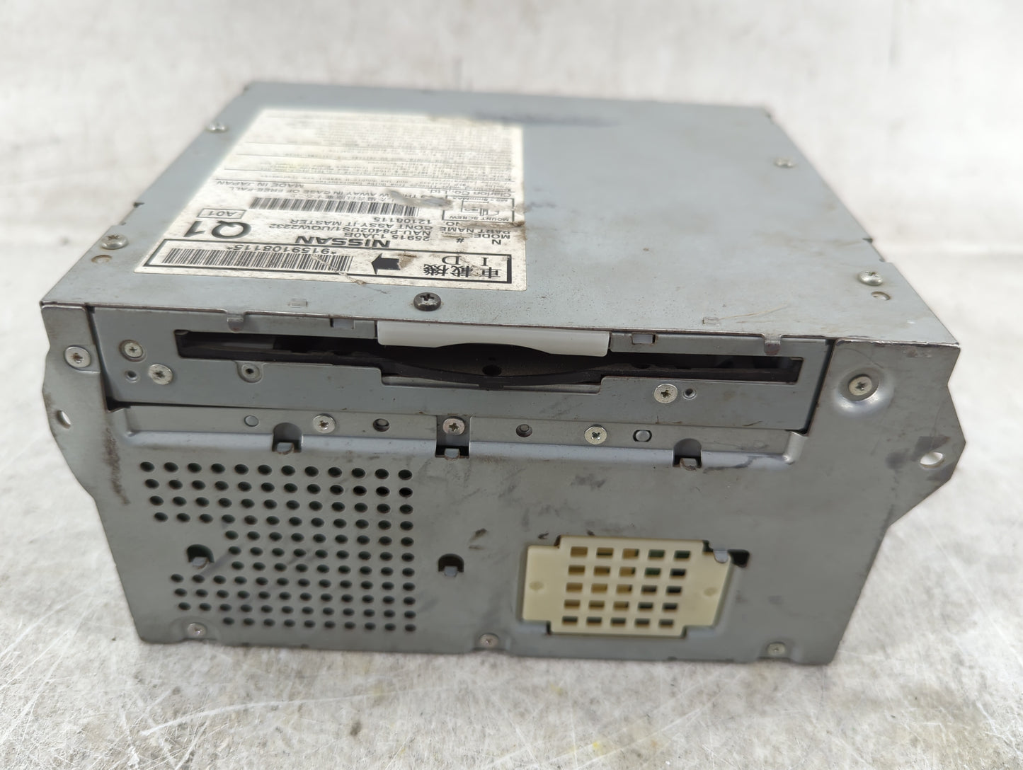 2011 Nissan Maxima Radio AM FM Cd Player Receiver Replacement P/N:259151JA0B NAU-P8402US1, UQW2232, 12108115 Fits Fits 2010 
