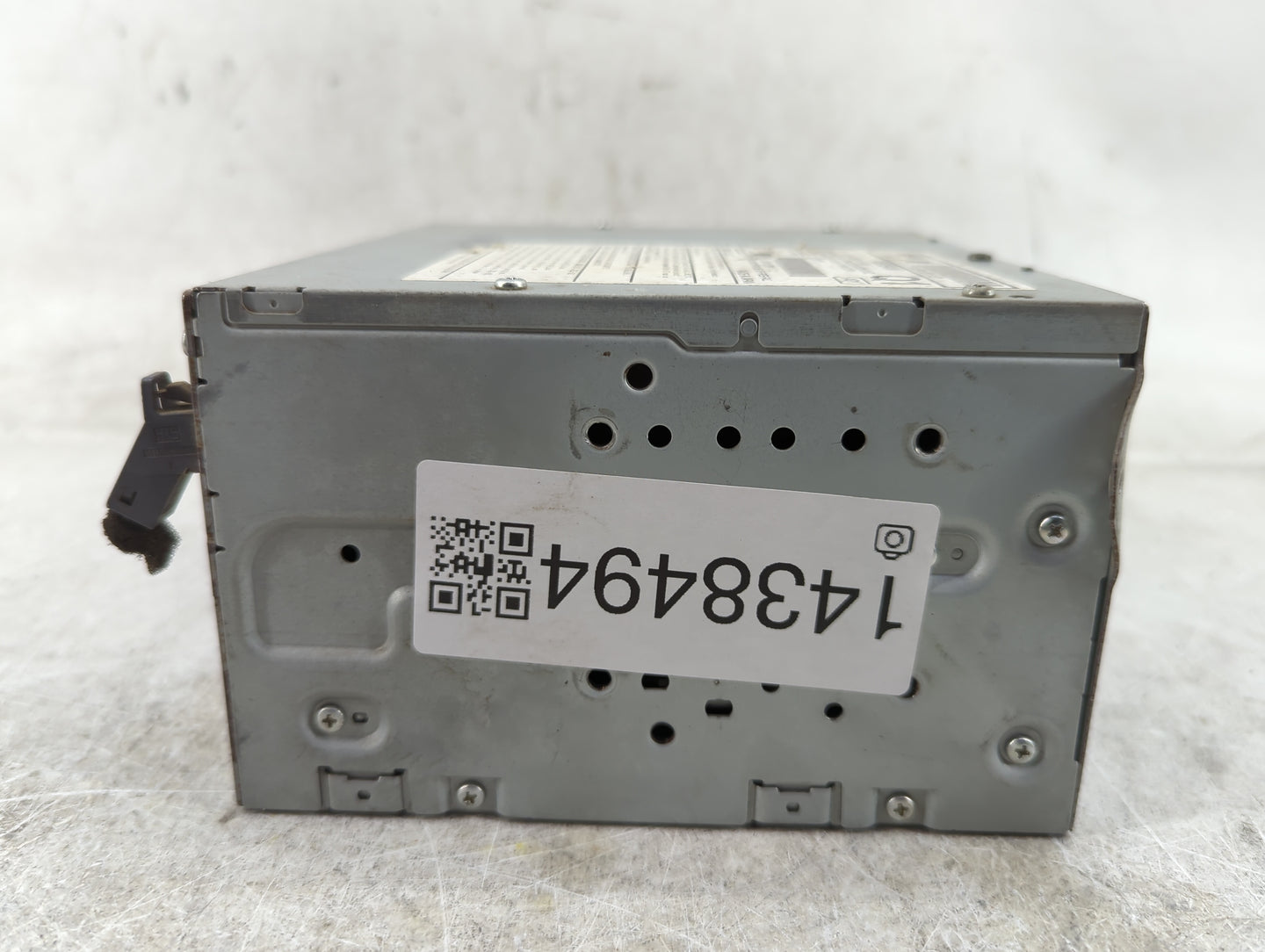 2011 Nissan Maxima Radio AM FM Cd Player Receiver Replacement P/N:259151JA0B NAU-P8402US1, UQW2232, 12108115 Fits Fits 2010 
