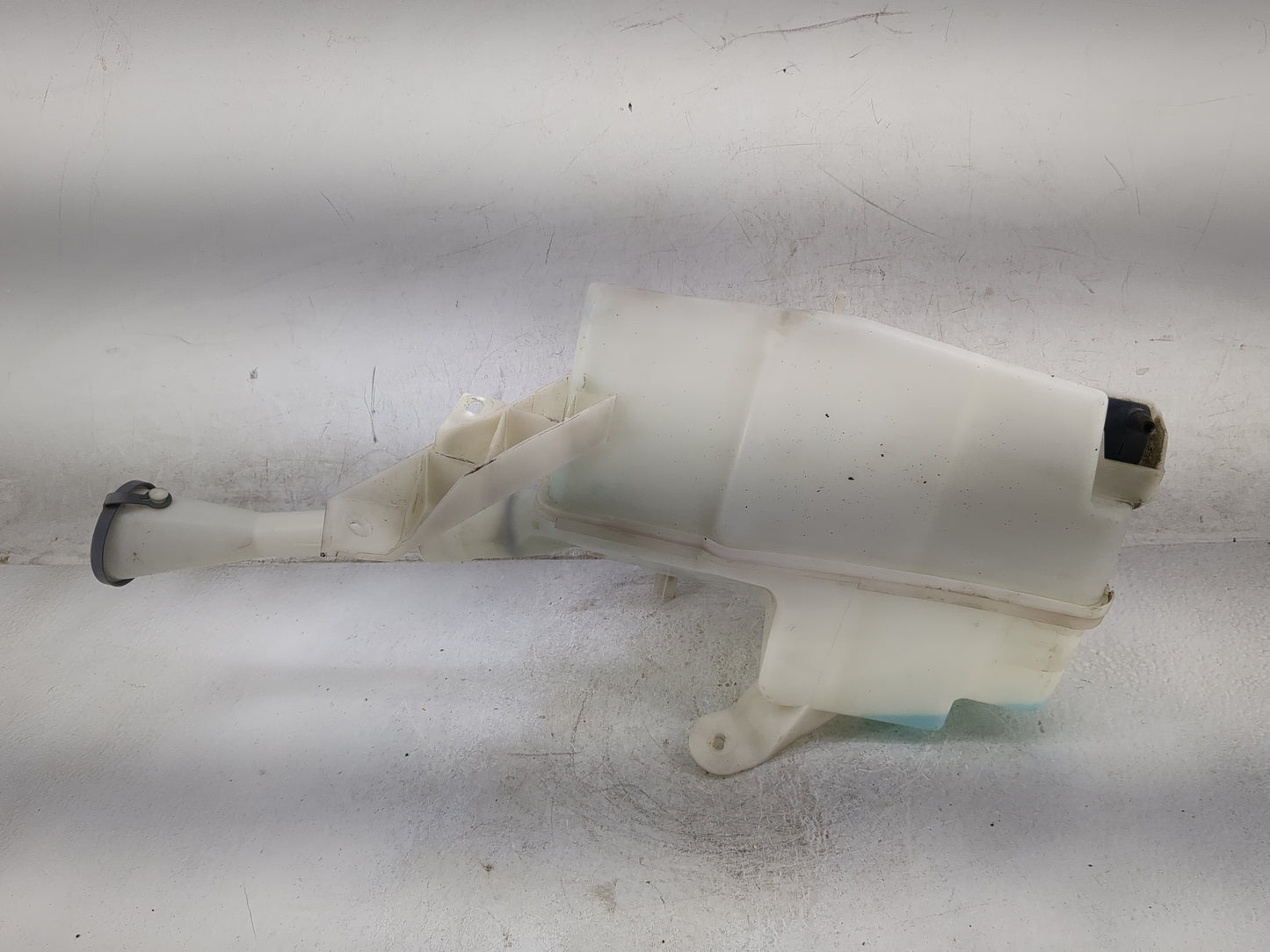 2009-2014 Nissan Maxima Windshield Washer Fluid Reservoir Bottle Oem 1474195 - Oemusedautoparts1.com