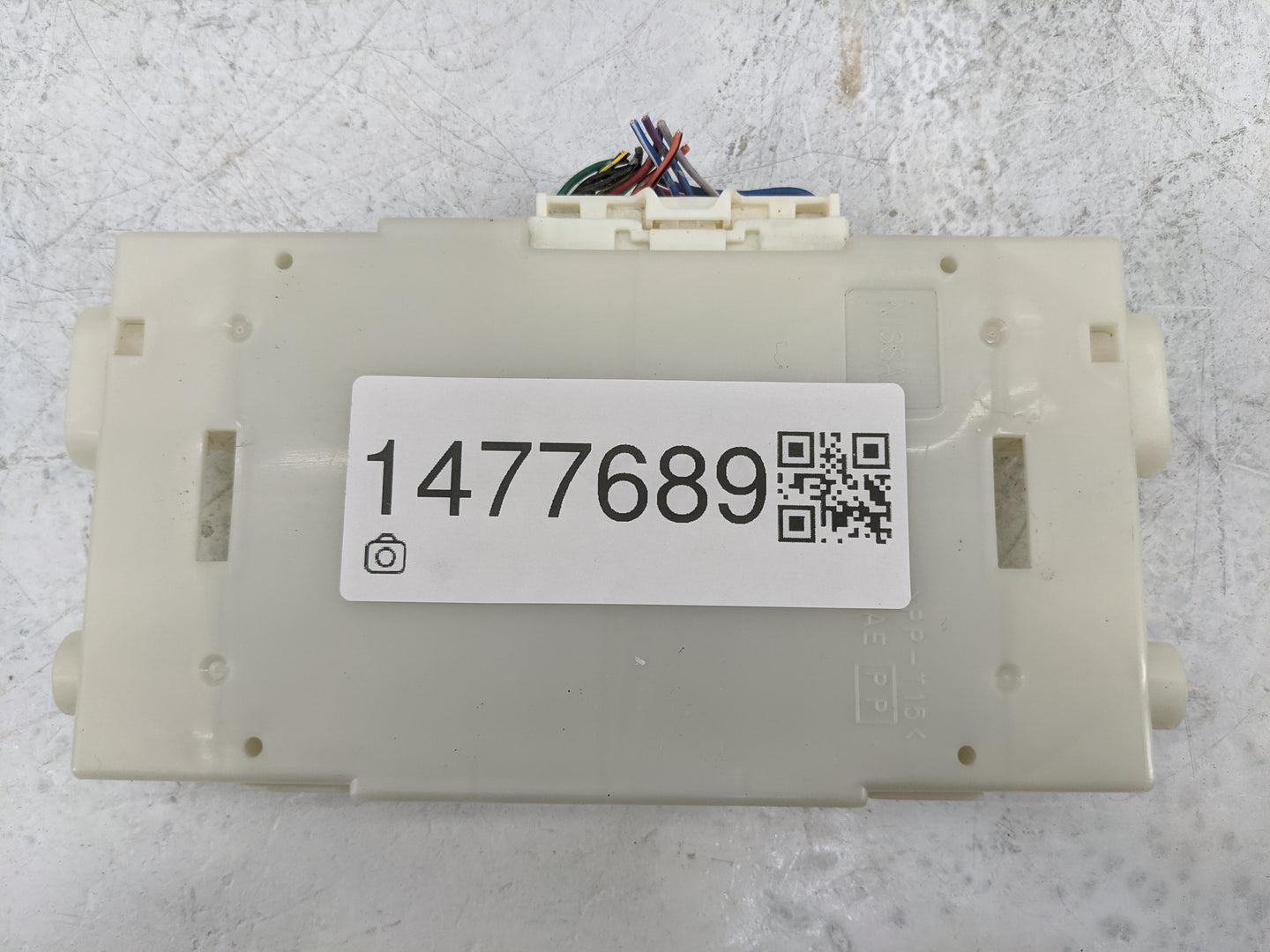 2011 Nissan Maxima Radio AM FM Cd Player Receiver Replacement P/N:27760 ZY80A 27760ZY80A-C Fits Fits 2010 2012 OEM Used Auto