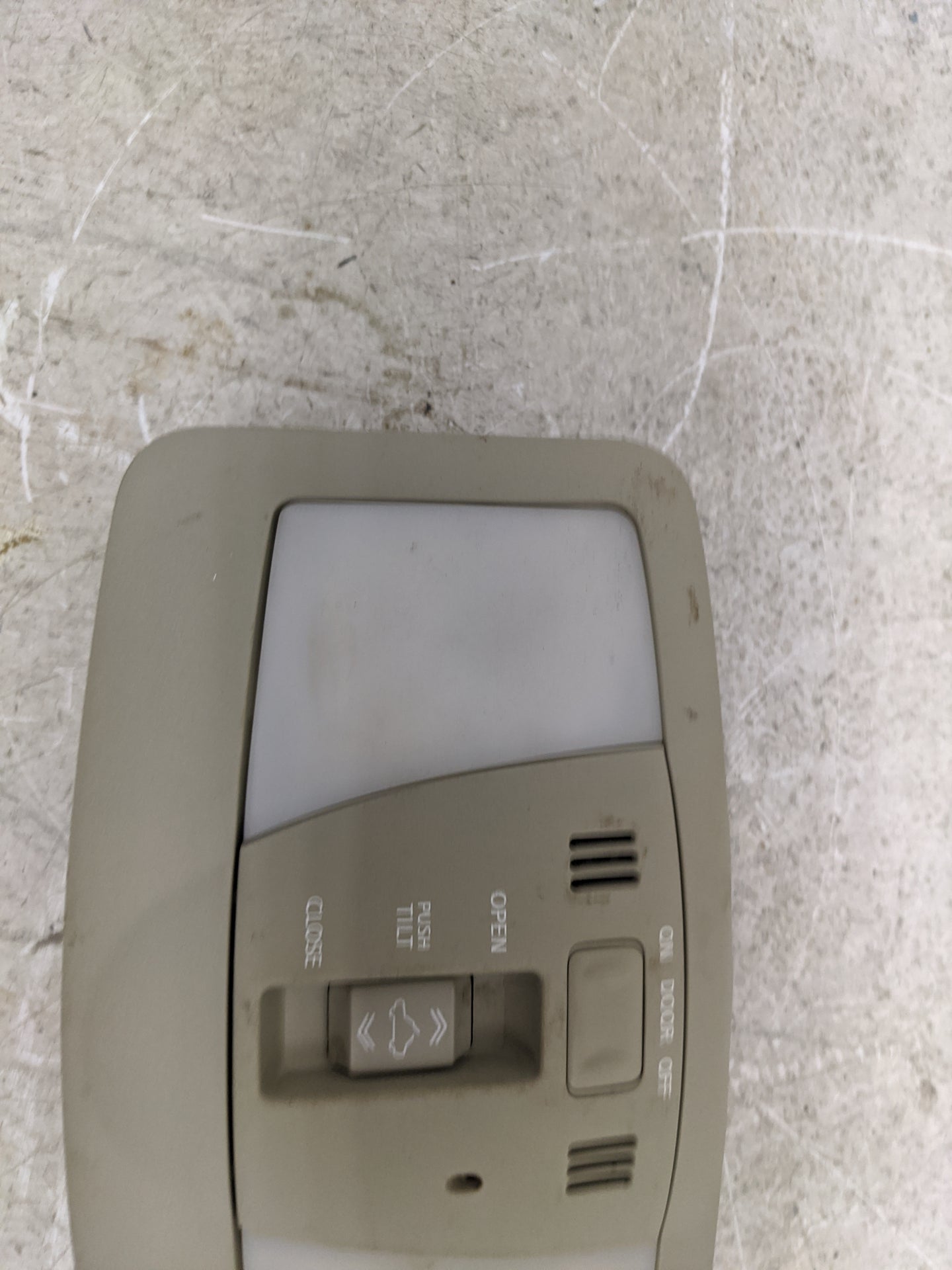 2011 Nissan Maxima Overhead Roof Console Tan - Oemusedautoparts1.com
