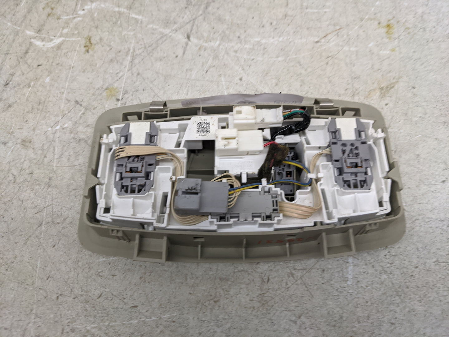 2011 Nissan Maxima Overhead Roof Console Tan - Oemusedautoparts1.com
