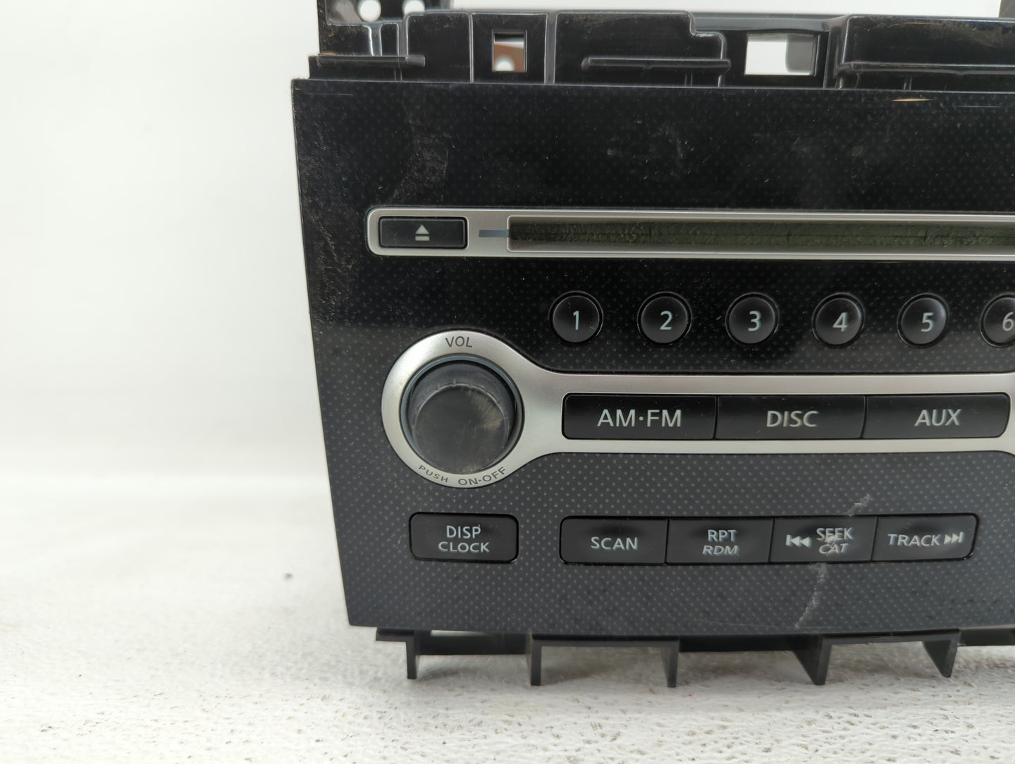 2011-2011 Nissan Maxima Am Fm Cd Player Radio Receiver - Oemusedautoparts1.com