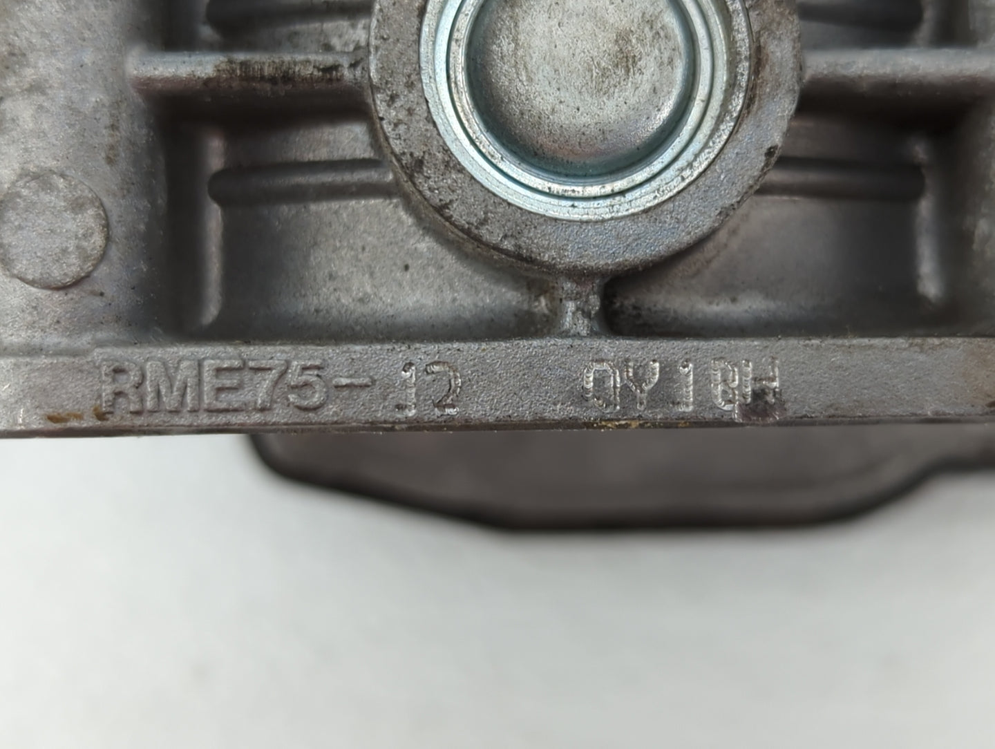 2009-2014 Nissan Maxima Throttle Body P/N:RME75-12 526-01 Fits Fits 2009 2010 2011 2012 2013 2014 OEM Used Auto Parts - Oemu