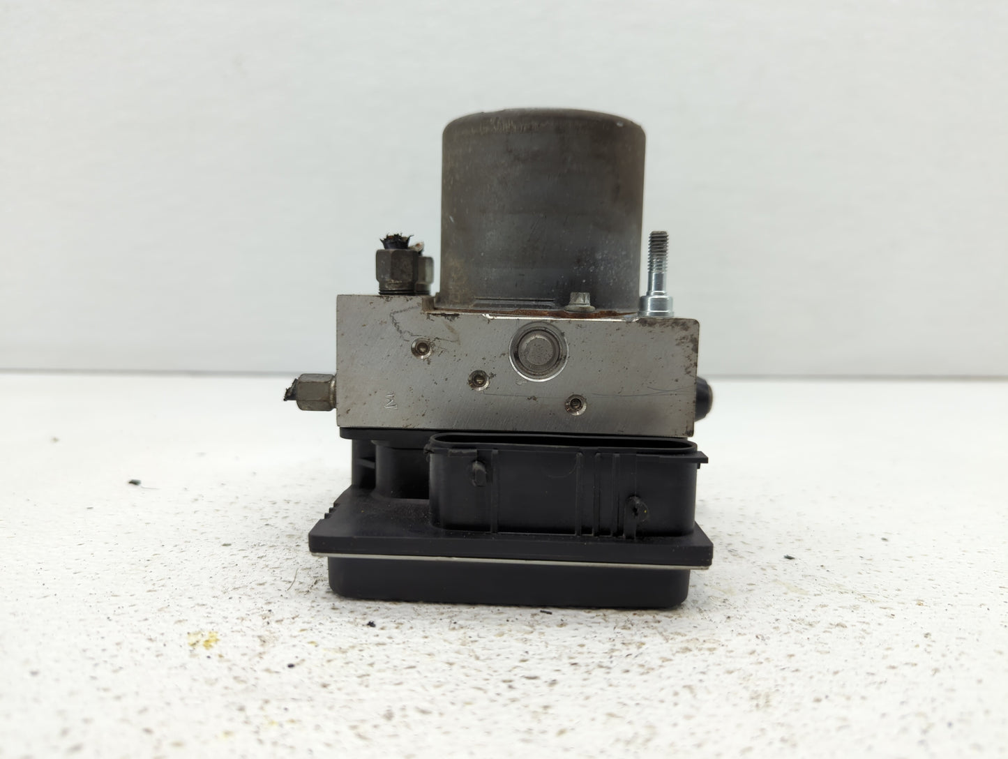 2011-2013 Nissan Maxima ABS Pump Control Module Replacement P/N:47660 ZY70A 47660-ZY906, 47660 ZY90C Fits Fits 2011 2012 201