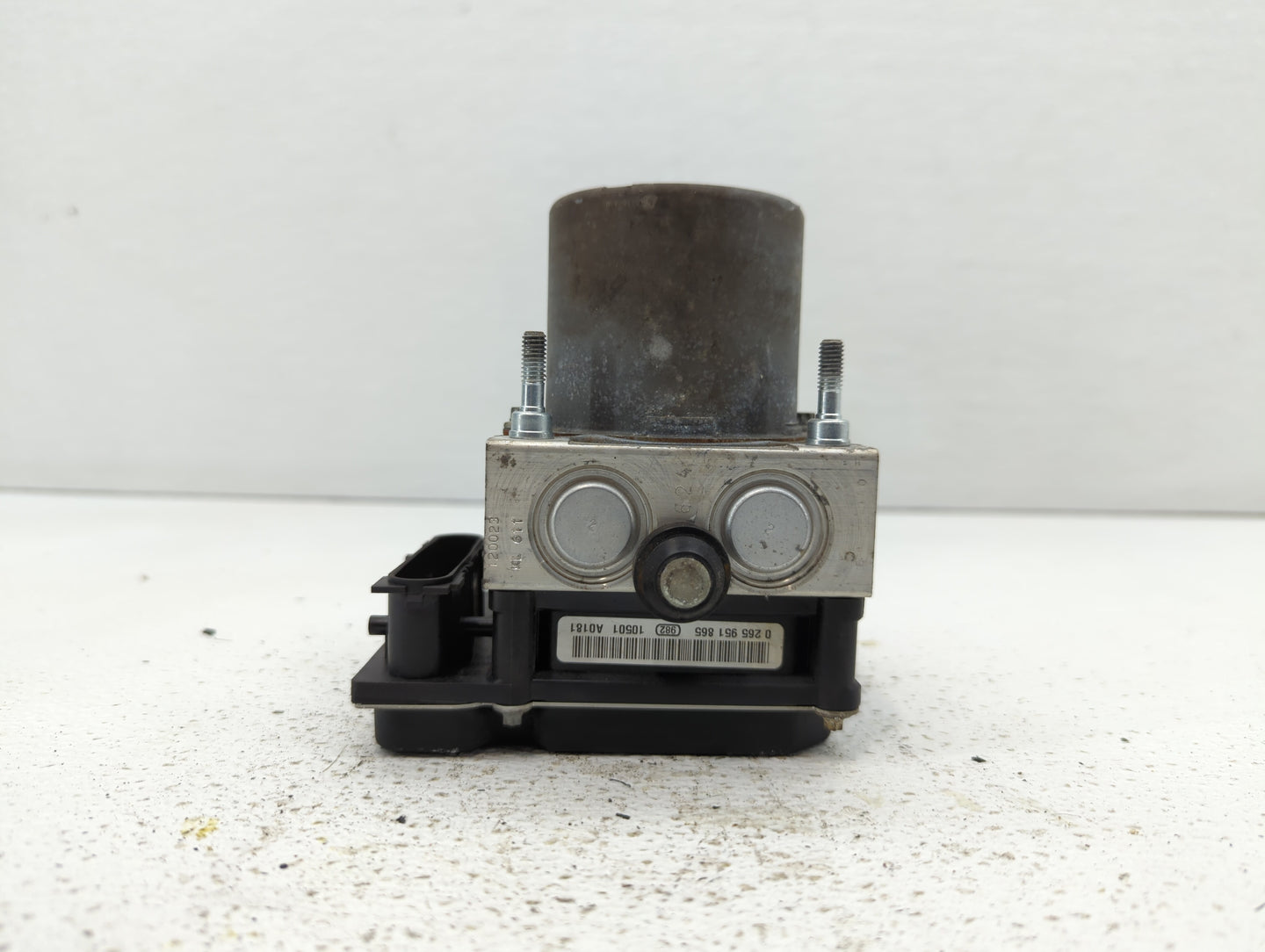 2011-2013 Nissan Maxima ABS Pump Control Module Replacement P/N:47660 ZY70A 47660-ZY906, 47660 ZY90C Fits Fits 2011 2012 201