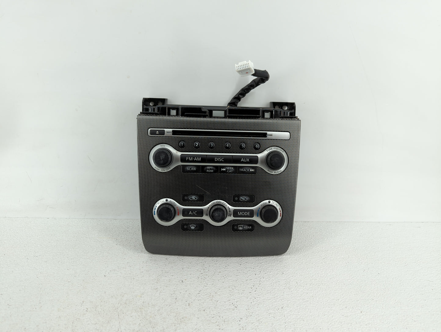 2011-2011 Nissan Maxima Radio Control Panel - Oemusedautoparts1.com