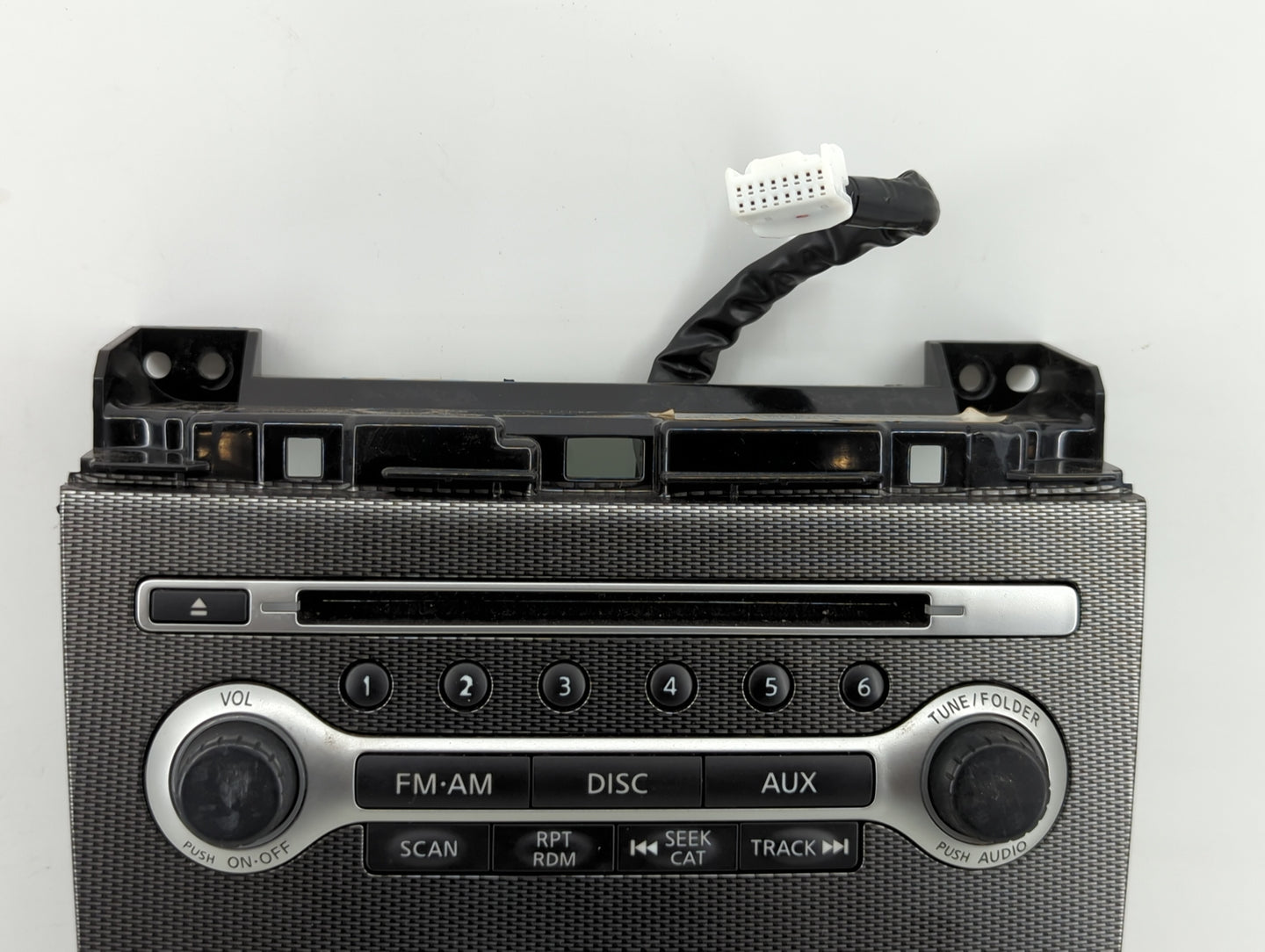 2011-2011 Nissan Maxima Radio Control Panel - Oemusedautoparts1.com