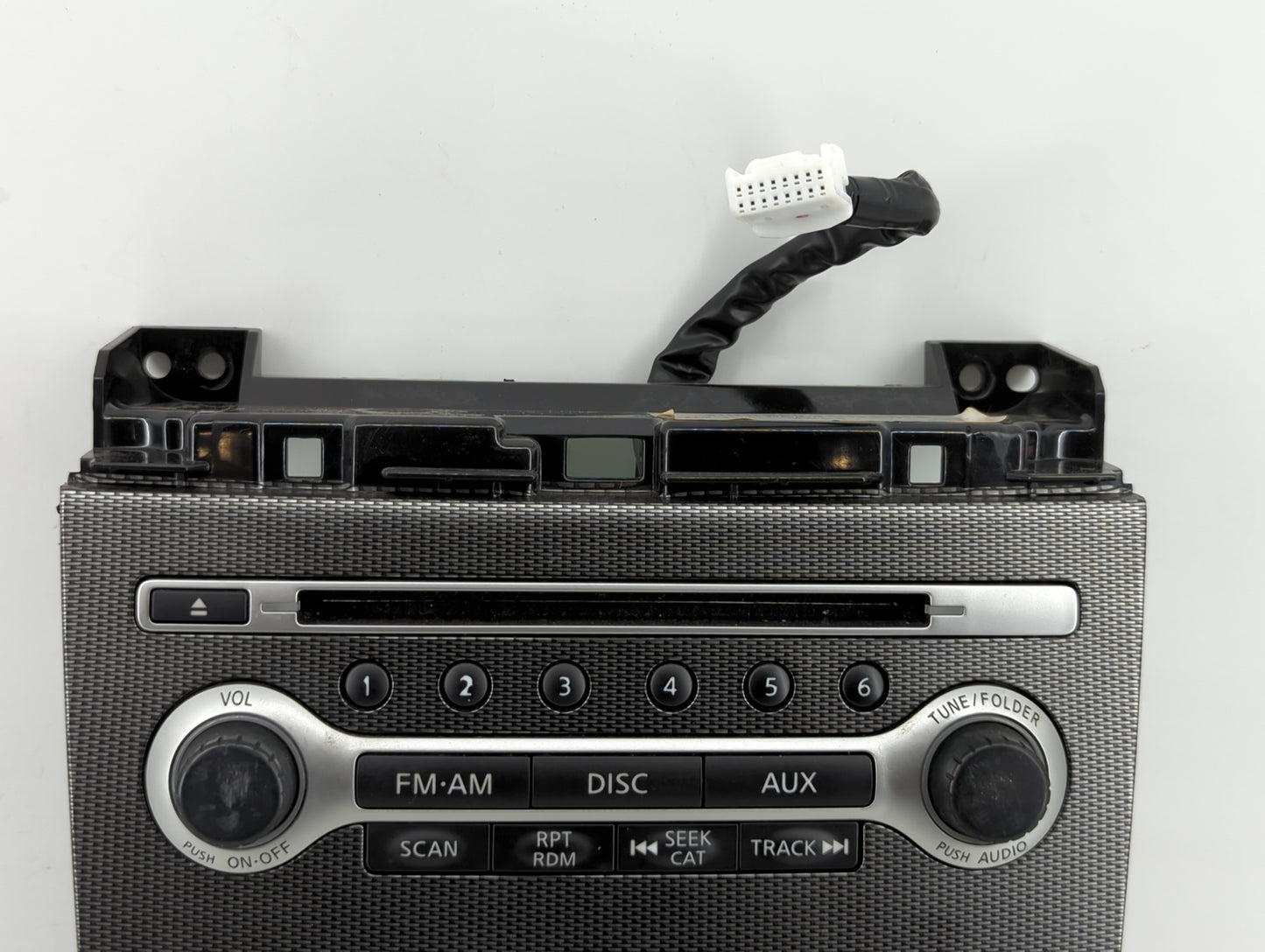 2011-2011 Nissan Maxima Radio Control Panel - Oemusedautoparts1.com