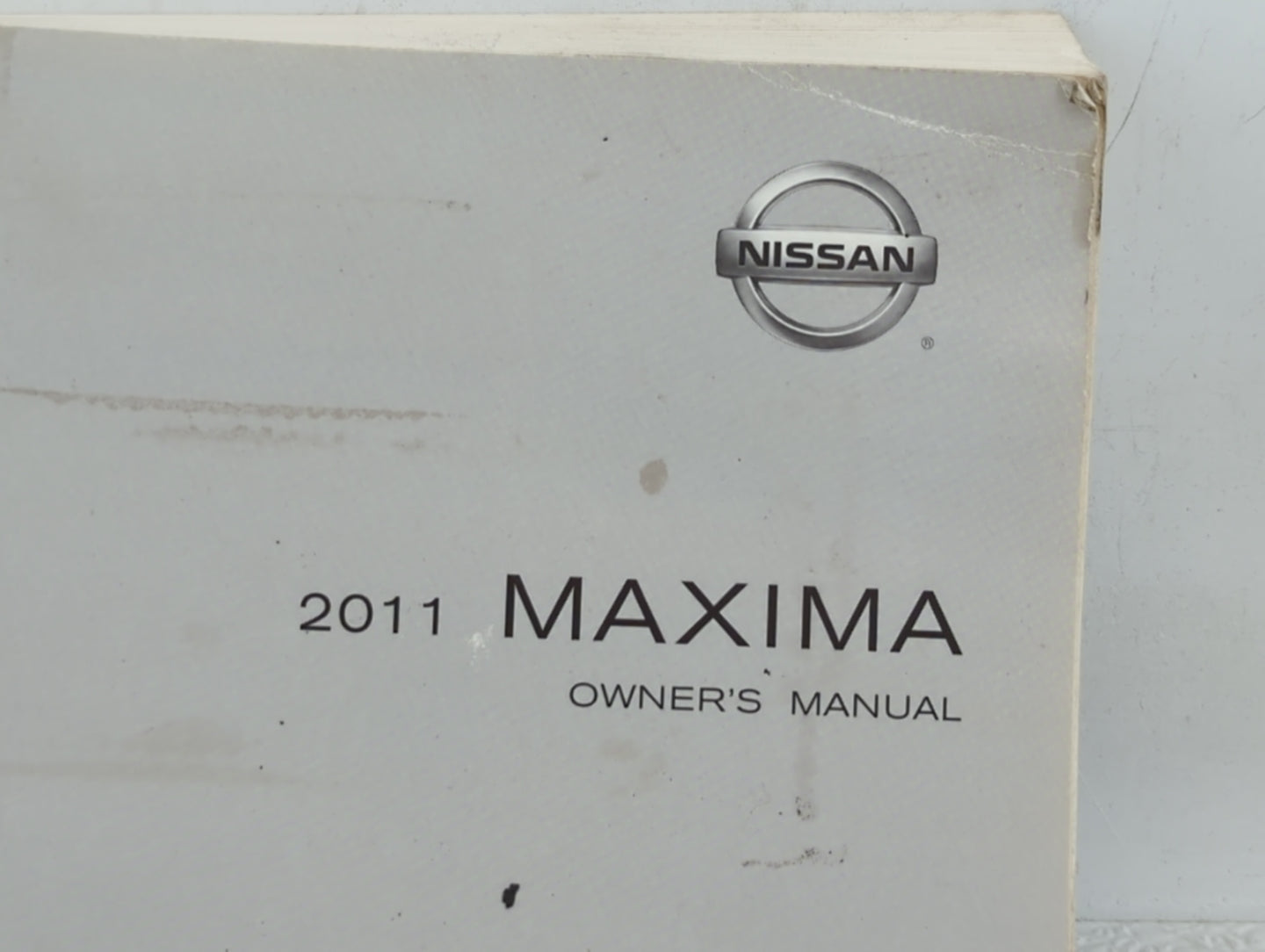 2011 Nissan Maxima Owners Manual Book Guide OEM Used Auto Parts - Oemusedautoparts1.com