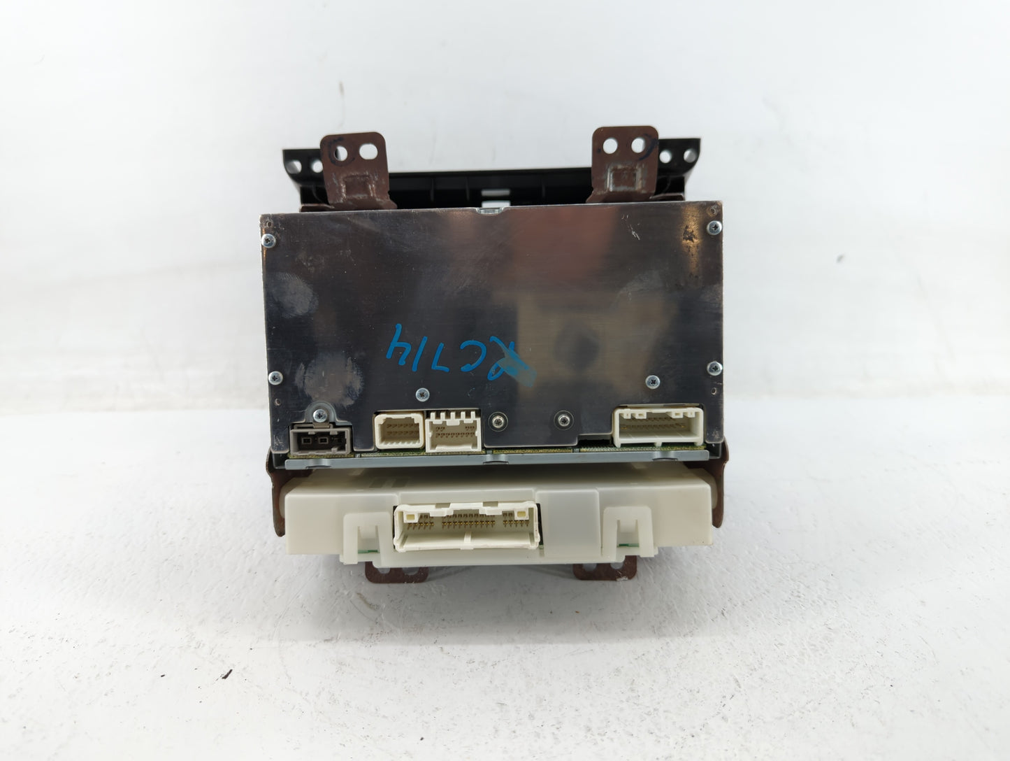 2011 Nissan Maxima Radio AM FM Cd Player Receiver Replacement P/N:28185 ZX76B 28185 ZX76A, 28185 ZX75A Fits OEM Used Auto Pa