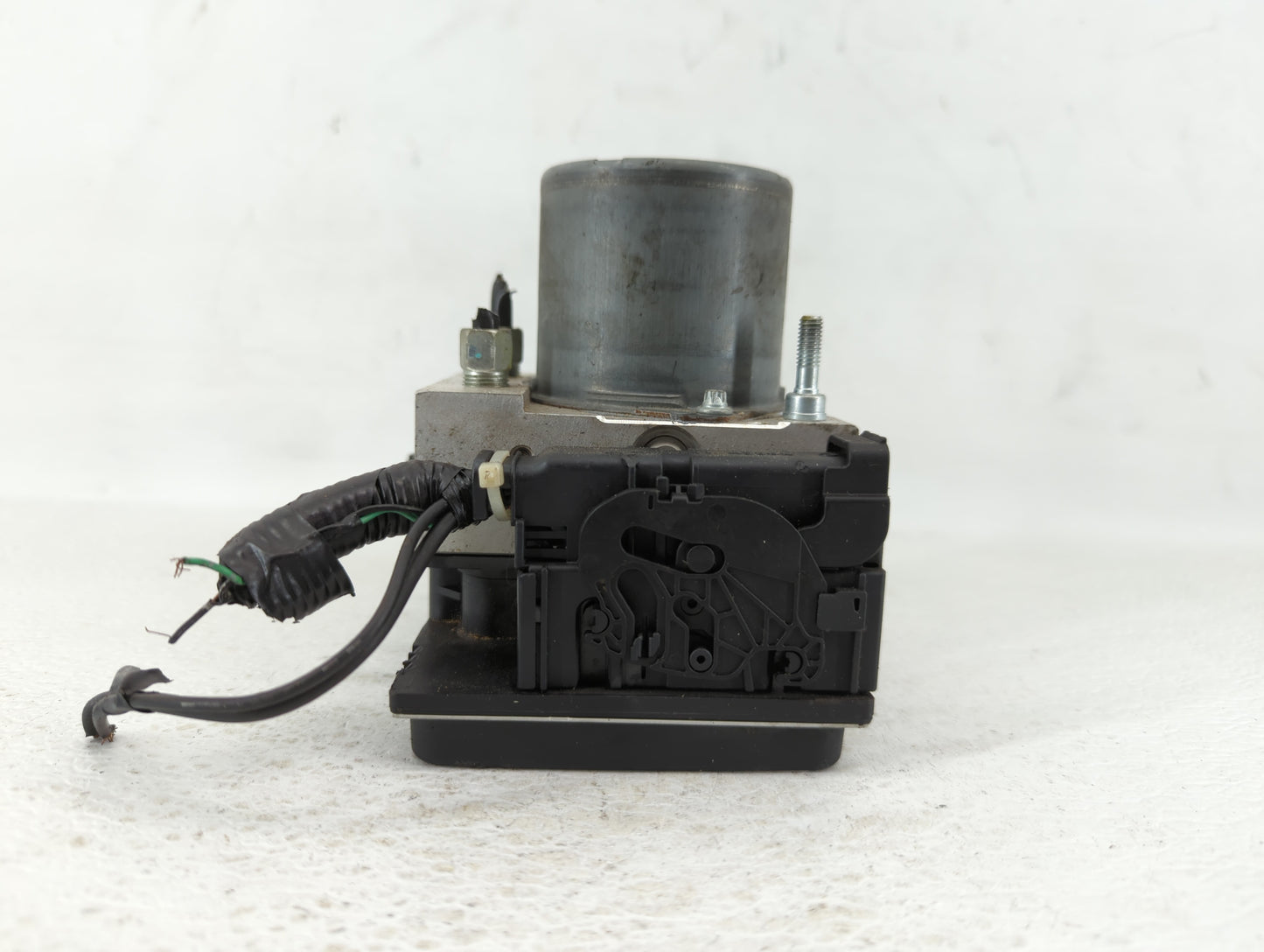 2011 Nissan Maxima ABS Pump Control Module Replacement P/N:0 265 254 463 AC 47660 7Y90C Fits OEM Used Auto Parts - Oemusedau