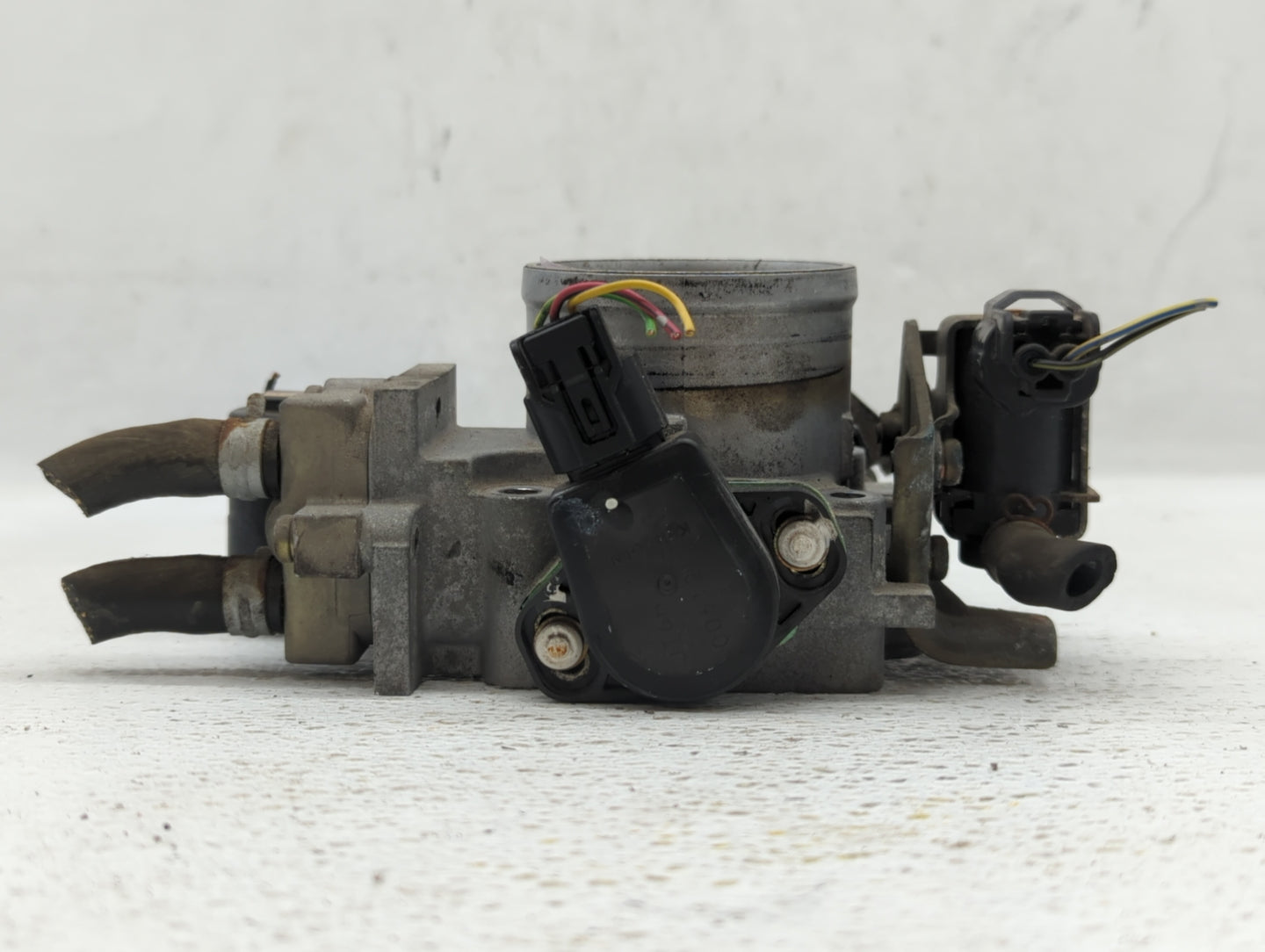 2009-2014 Nissan Maxima Throttle Body Fits Fits 2009 2010 2011 2012 2013 2014 OEM Used Auto Parts - Oemusedautoparts1.com
