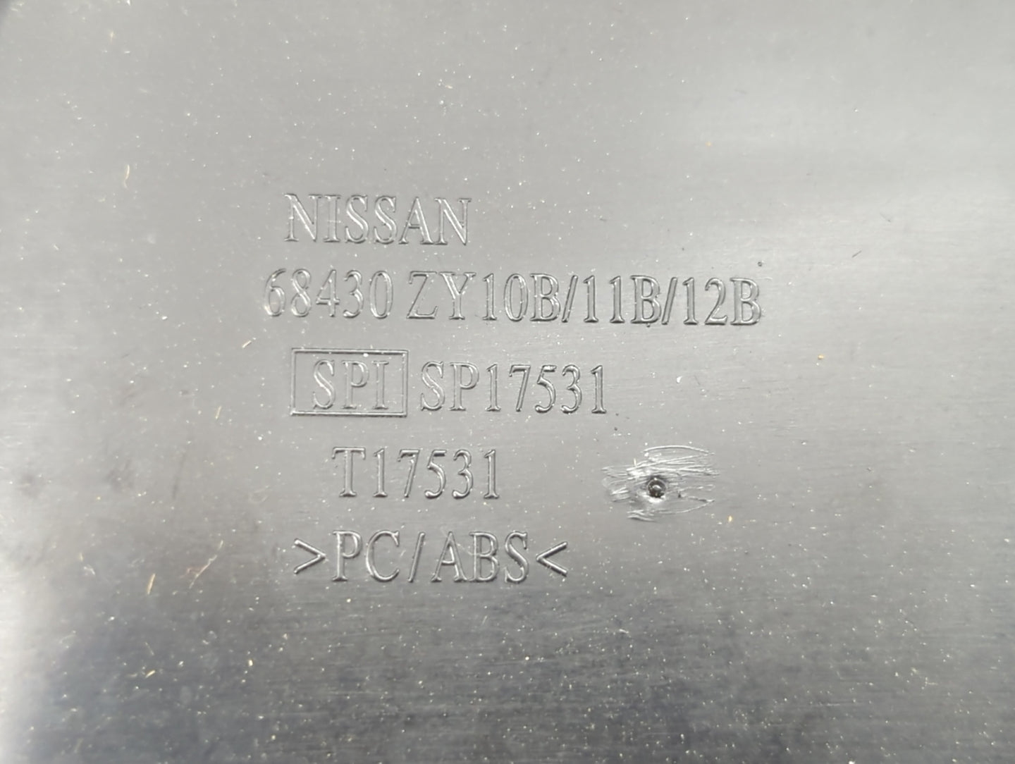 2011 Nissan Maxima Center Floor Console P/N:96924 9N00A Fits OEM Used Auto Parts - Oemusedautoparts1.com