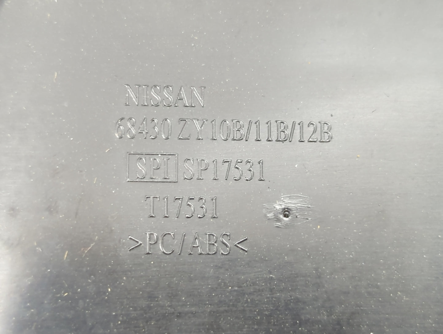 2011 Nissan Maxima Center Floor Console P/N:96924 9N00A Fits OEM Used Auto Parts - Oemusedautoparts1.com