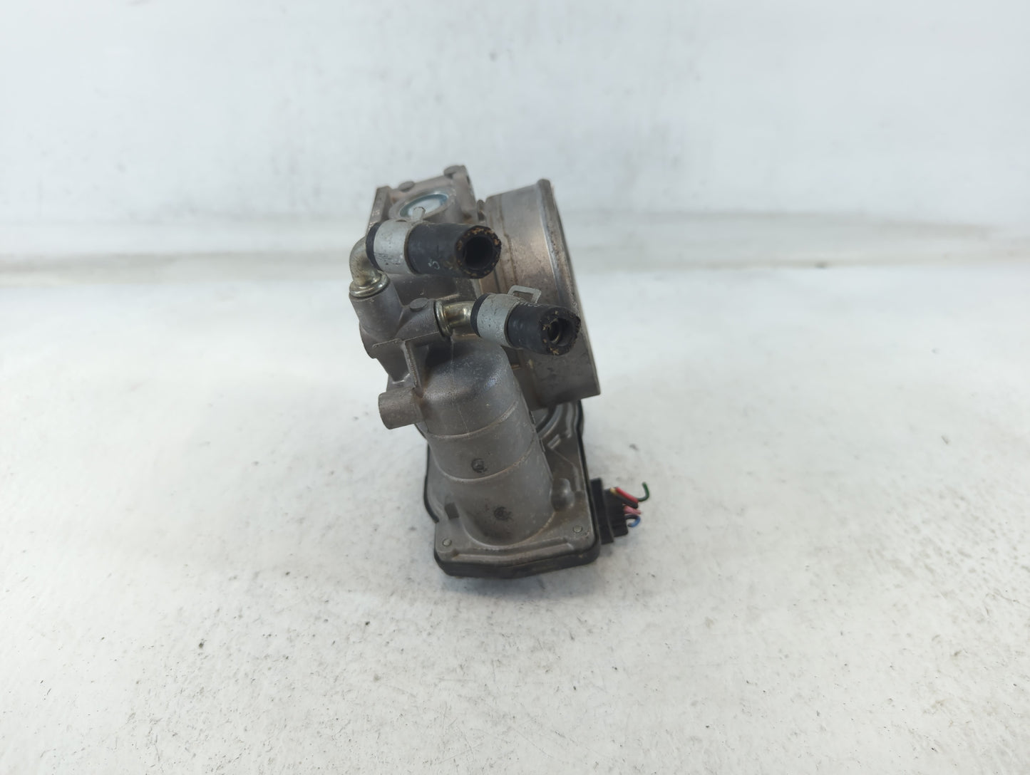 2009-2014 Nissan Maxima Throttle Body P/N:RME75-12 Fits Fits 2009 2010 2011 2012 2013 2014 OEM Used Auto Parts - Oemusedauto