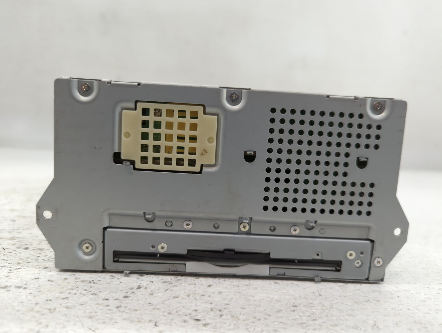 2010-2014 Nissan Maxima Am Fm Cd Player Radio Receiver - Oemusedautoparts1.com