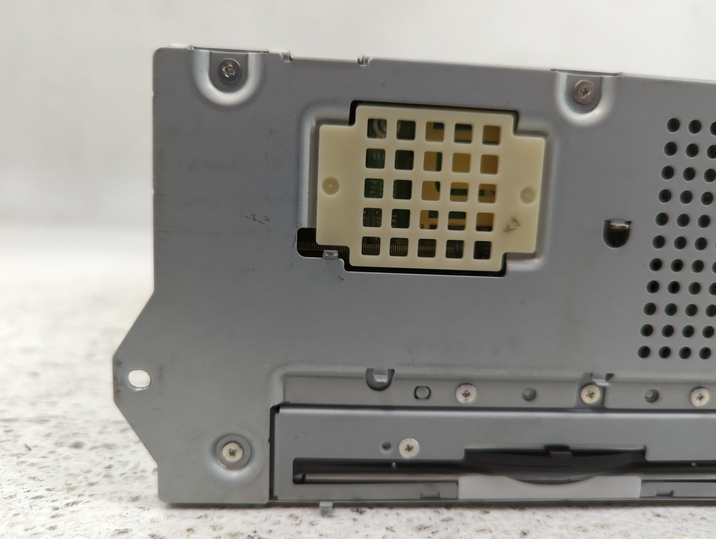 2010-2014 Nissan Maxima Am Fm Cd Player Radio Receiver - Oemusedautoparts1.com